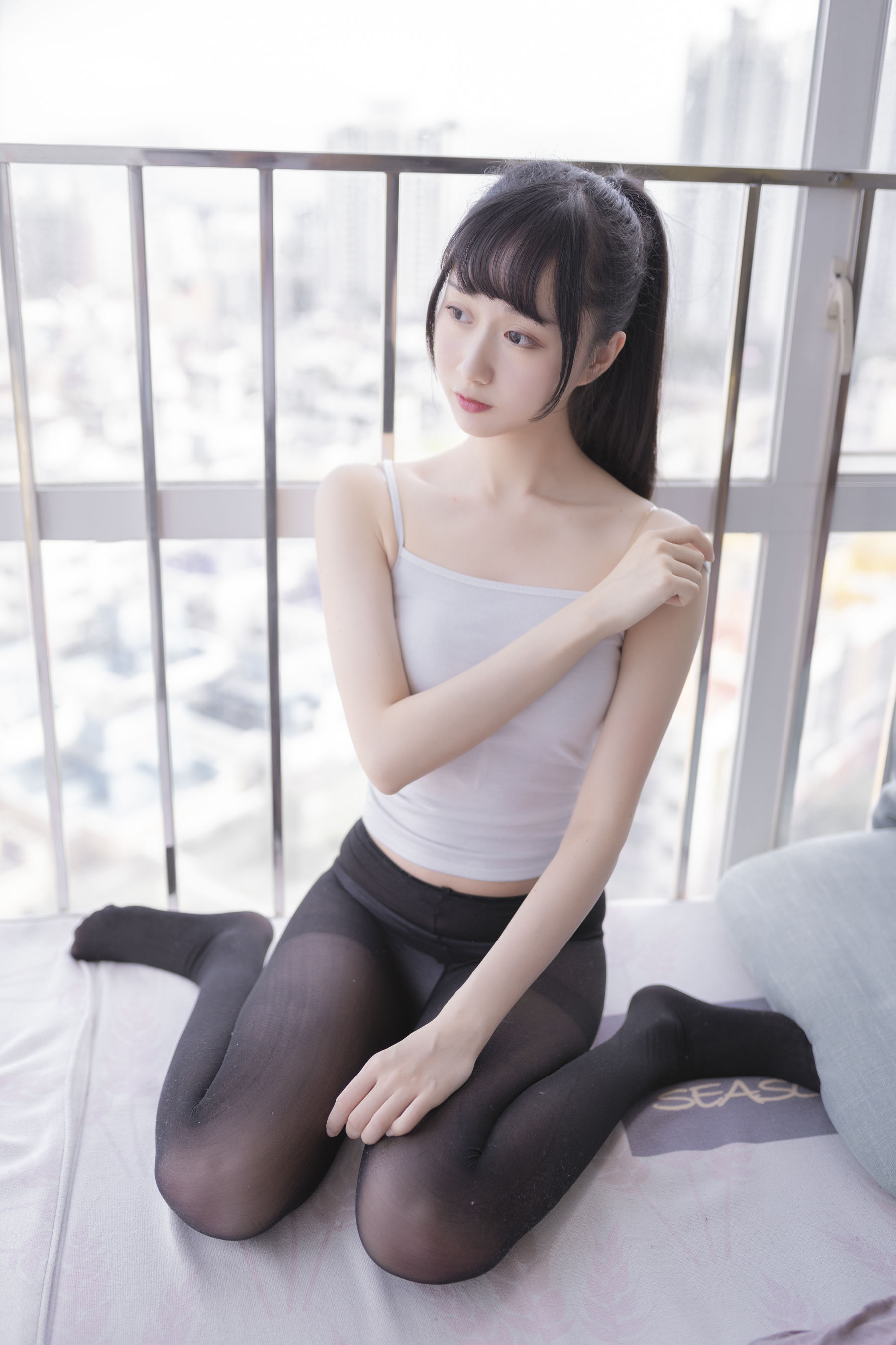 木绵绵OwO - 背心黑丝居家-图19