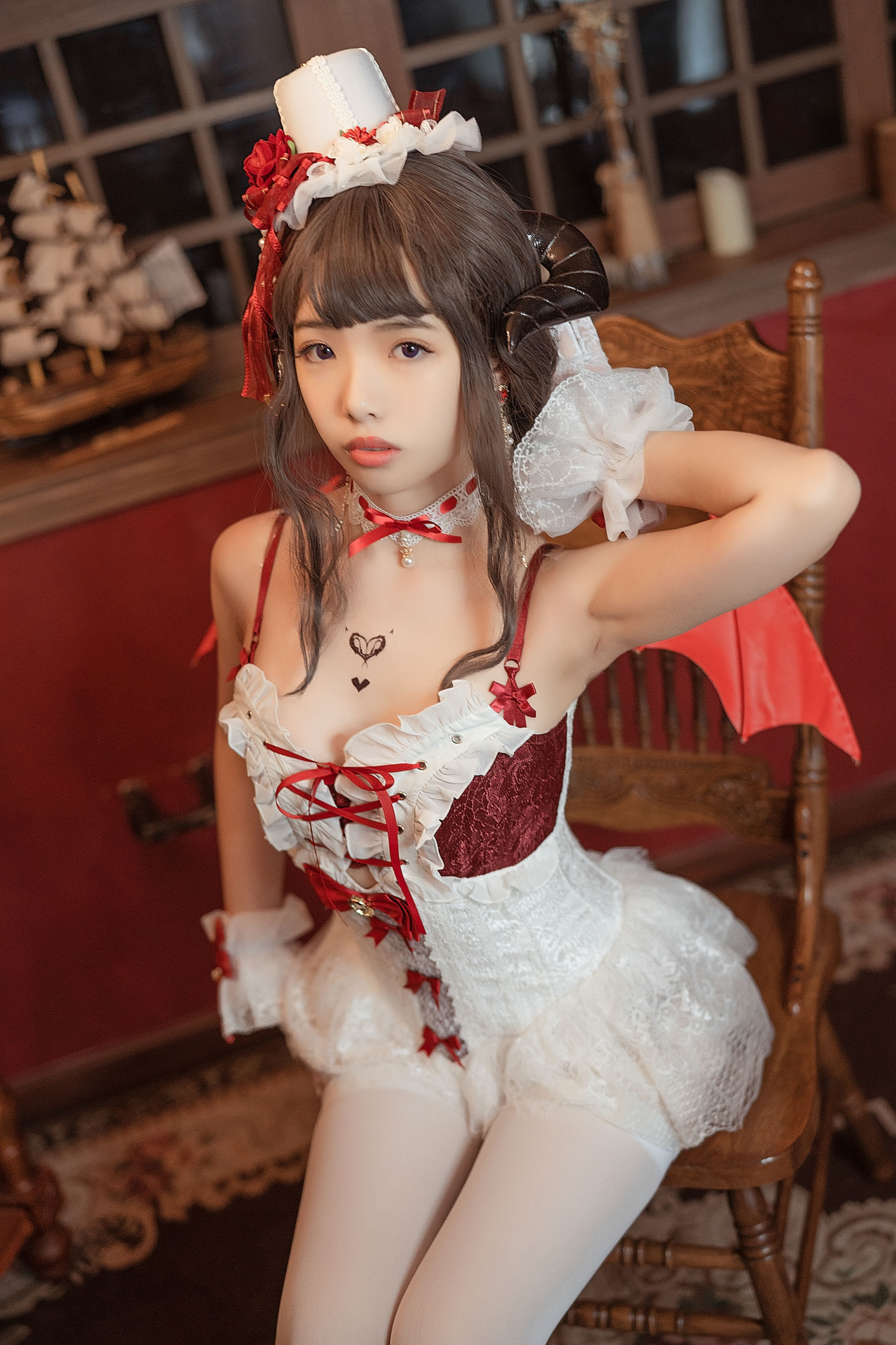 雯妹 - 魅魔 Elegant devil-图0