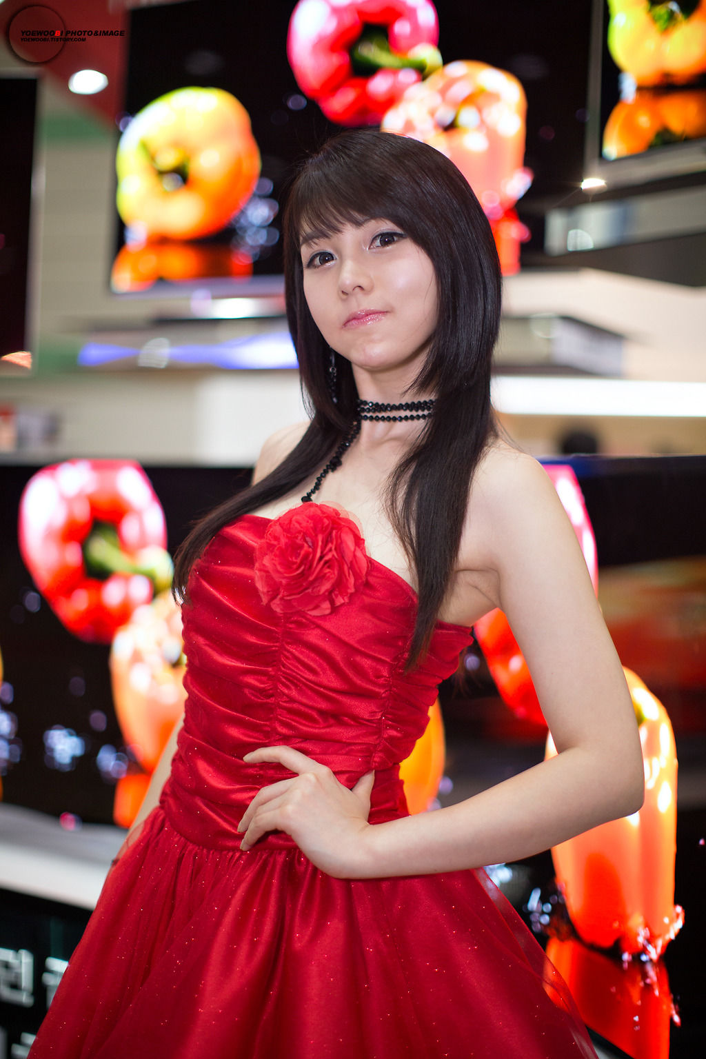 李智友 - 展厅红裙少女-图23