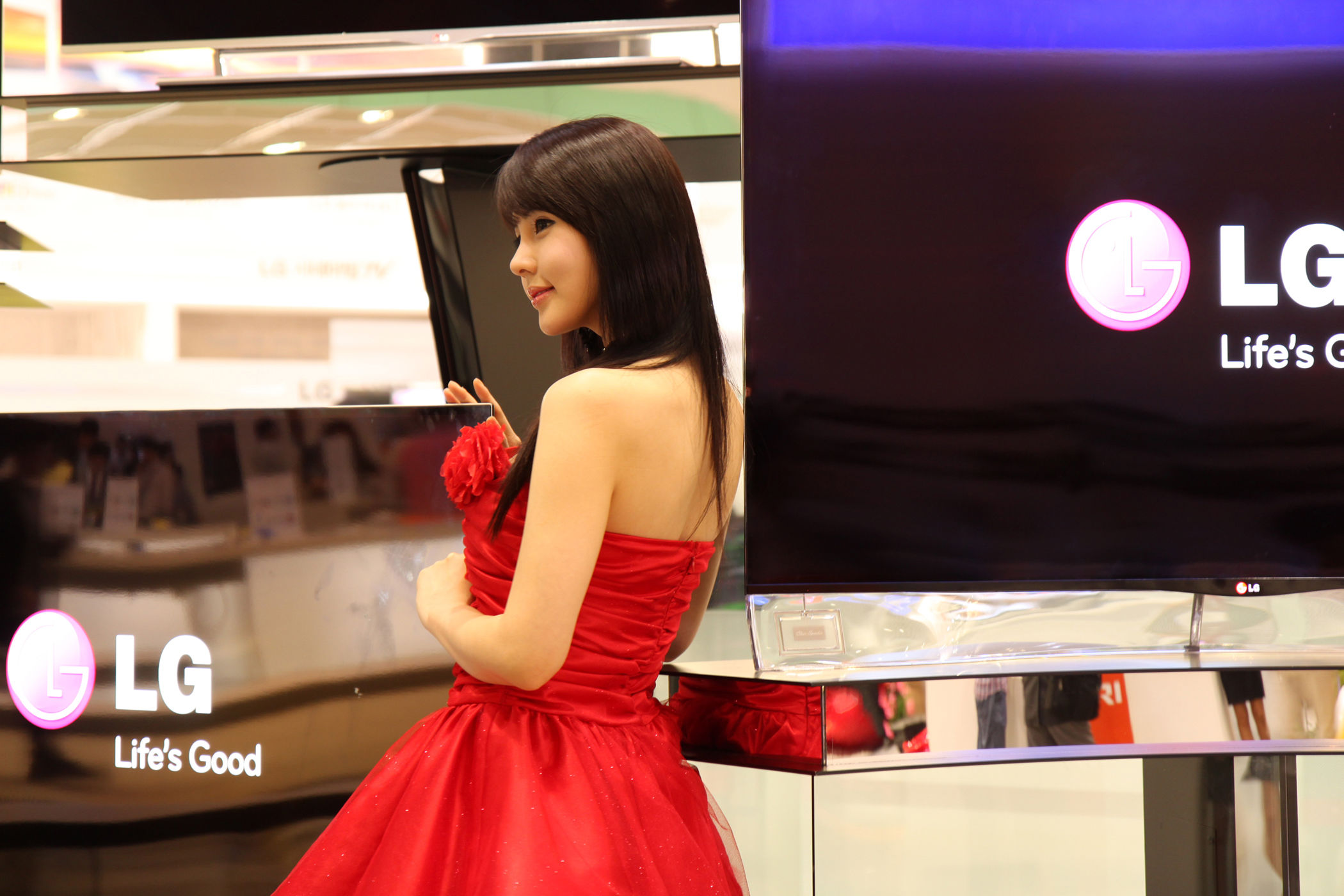 李智友 - 展厅红裙少女-图34