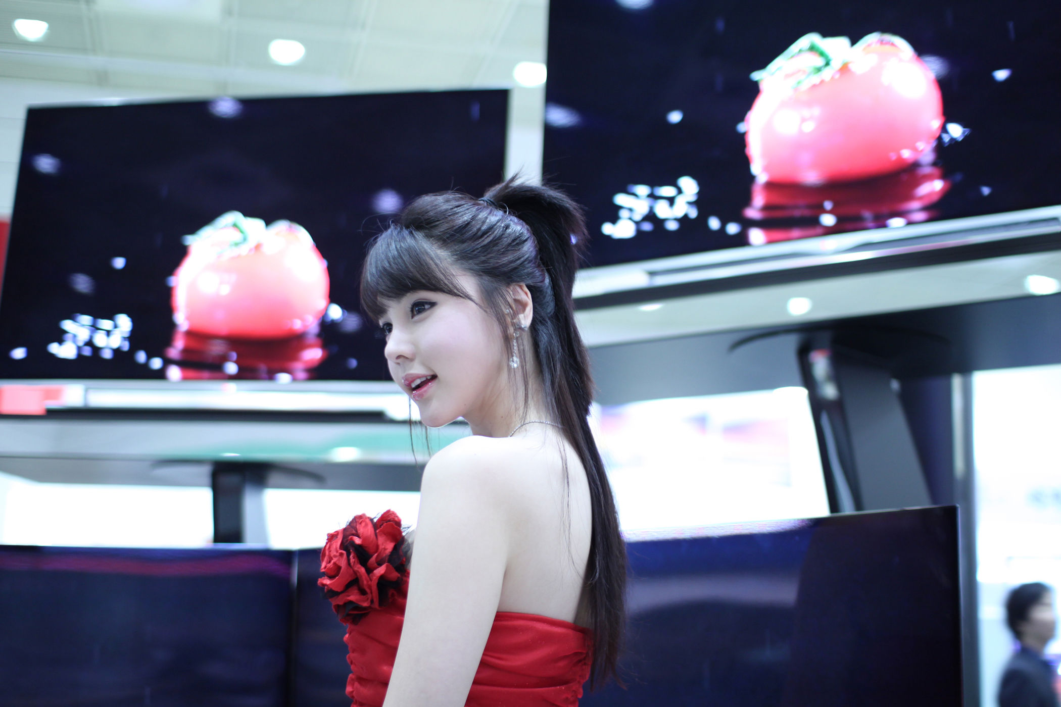 李智友 - 展厅红裙少女-图40