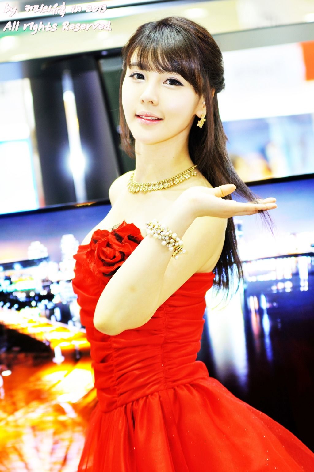 李智友 - 展厅红裙少女-图44