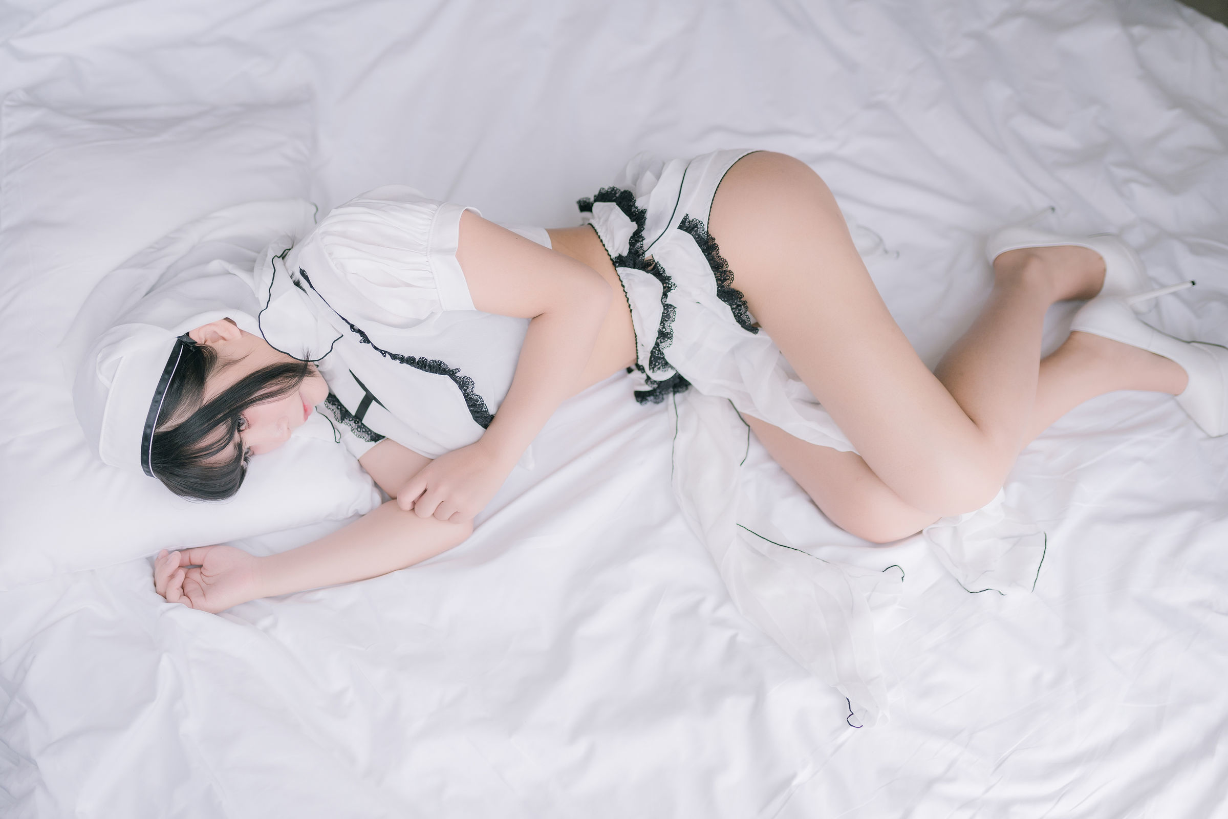 二次元妹子抱走莫子aa - 纯白修女-图6