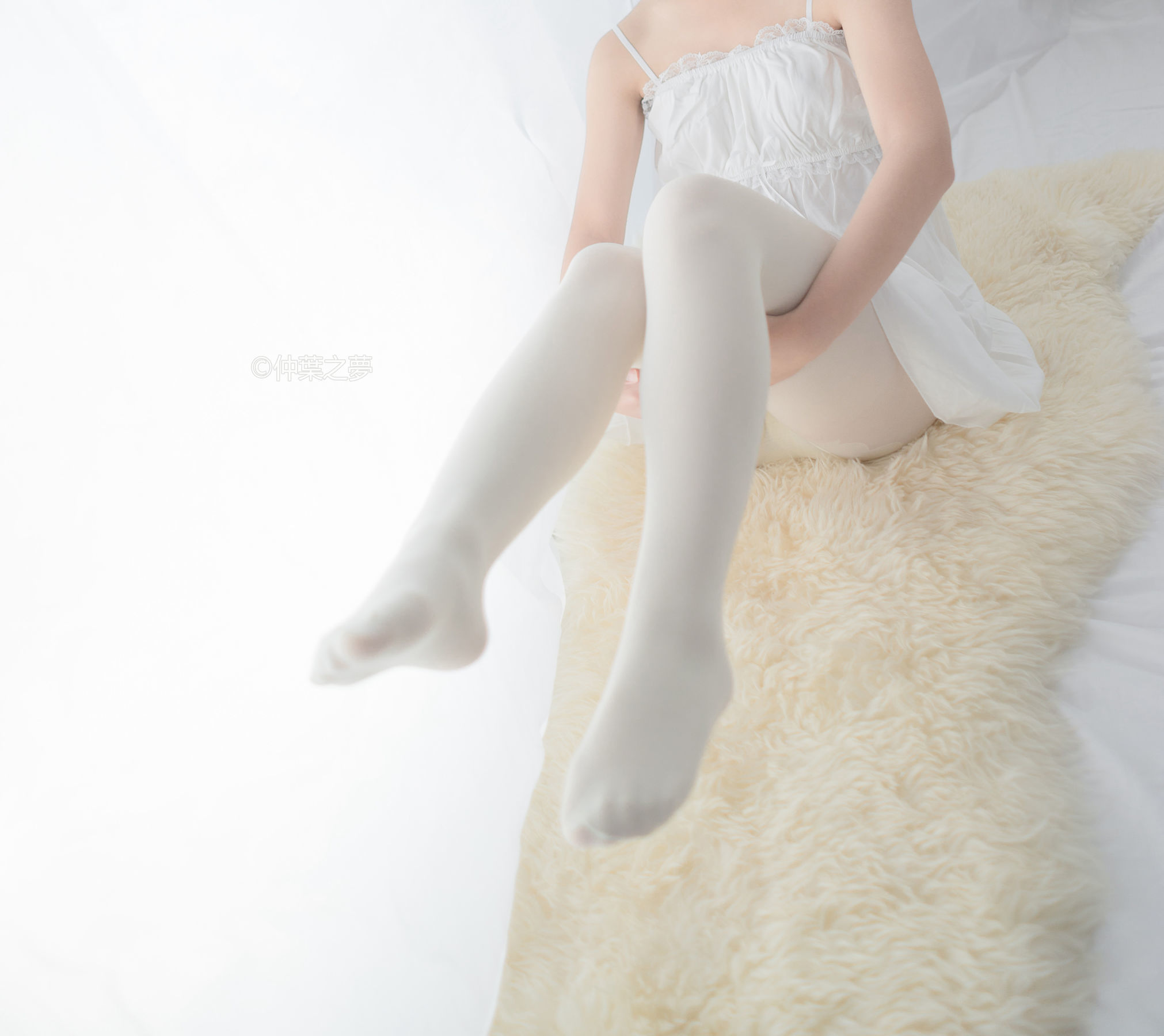 Grand.001  清纯白吊带裙-图10