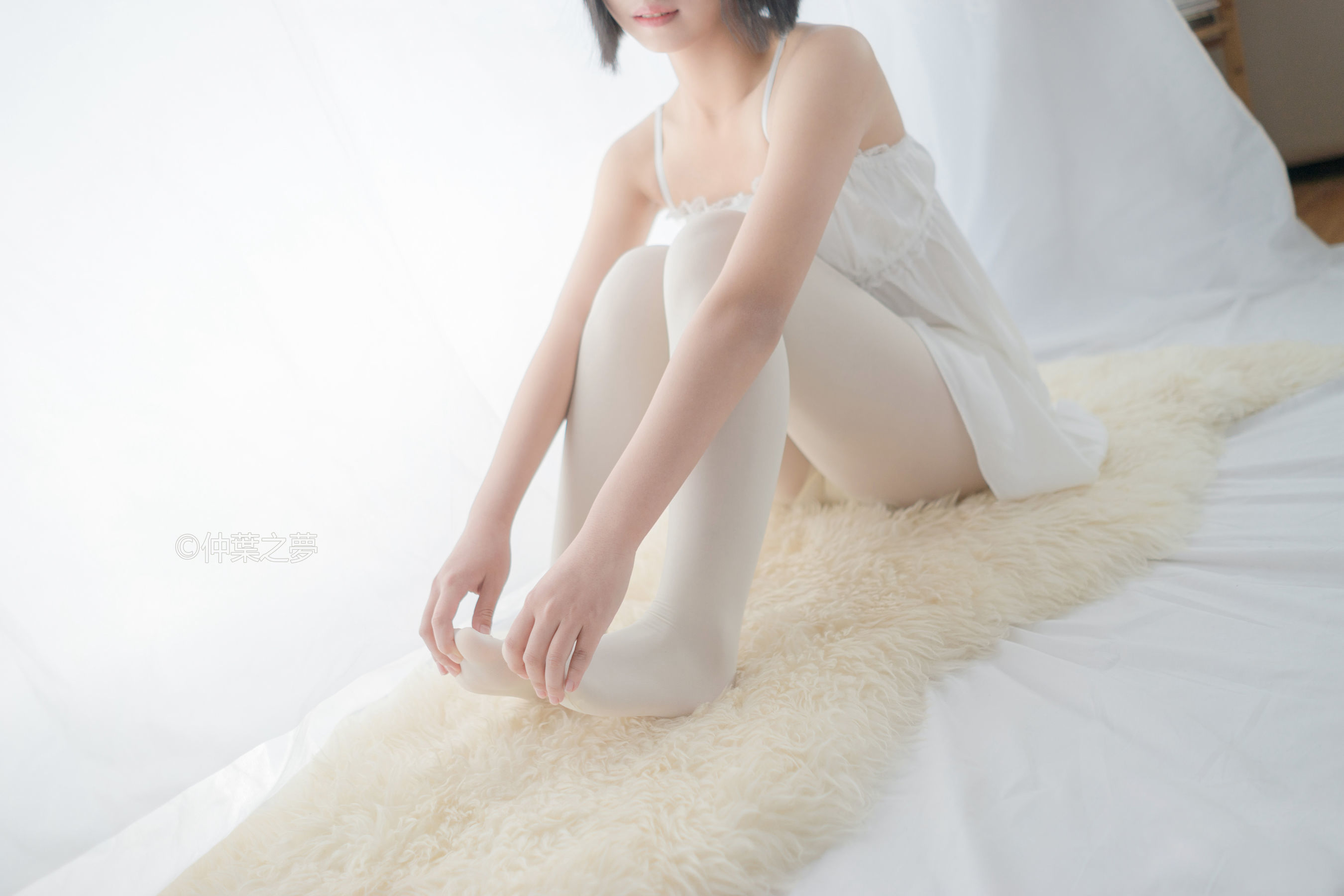 Grand.001  清纯白吊带裙-图16