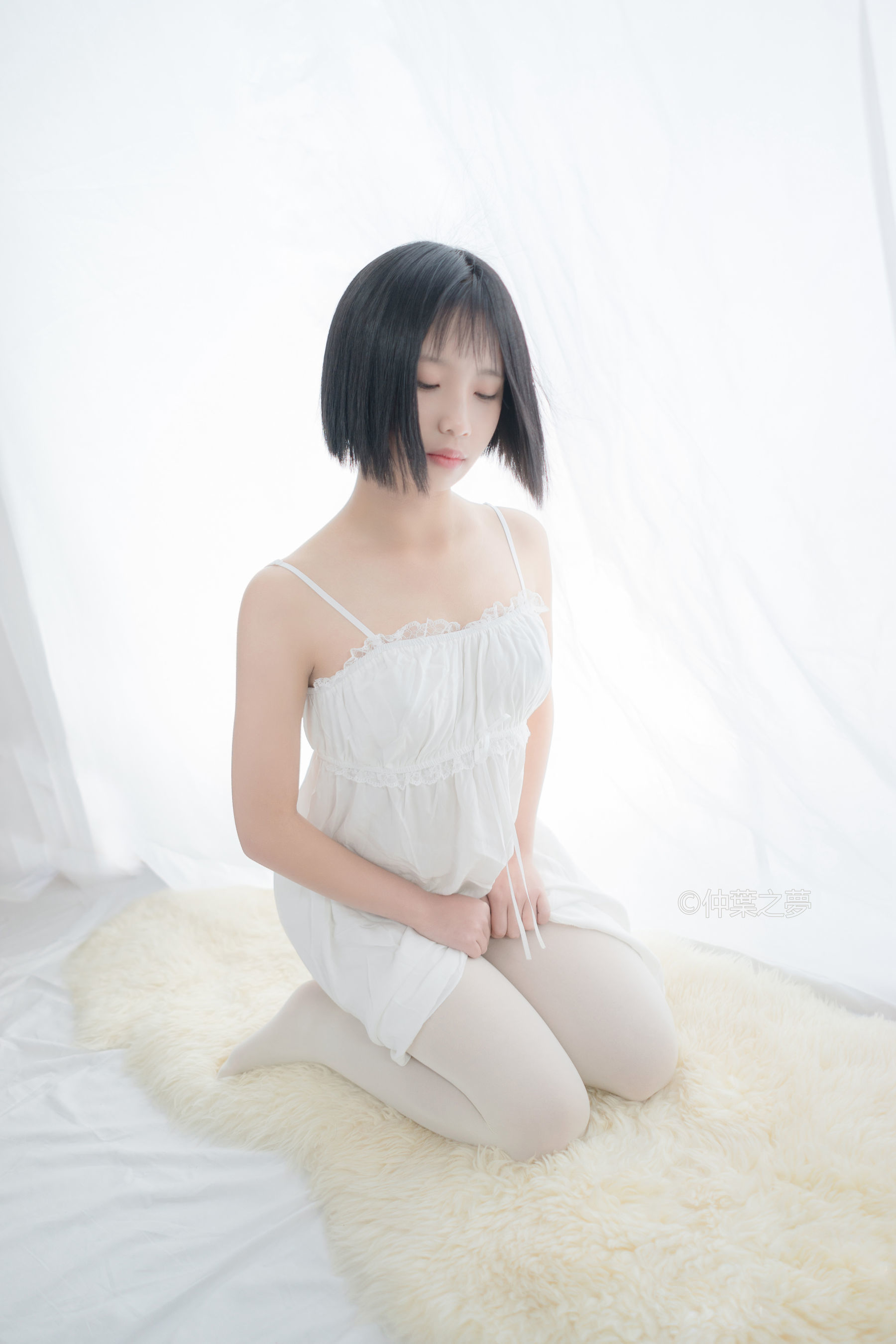 Grand.001  清纯白吊带裙-图28