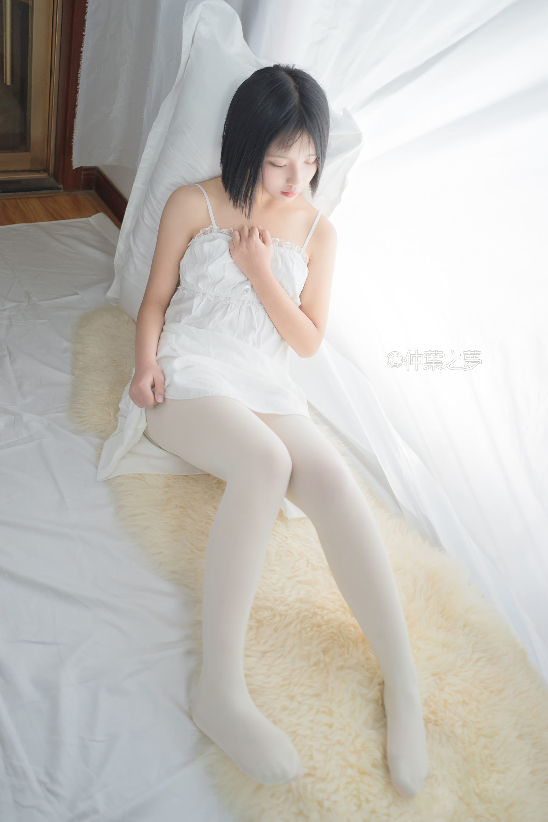 Grand.001  清纯白吊带裙-图41
