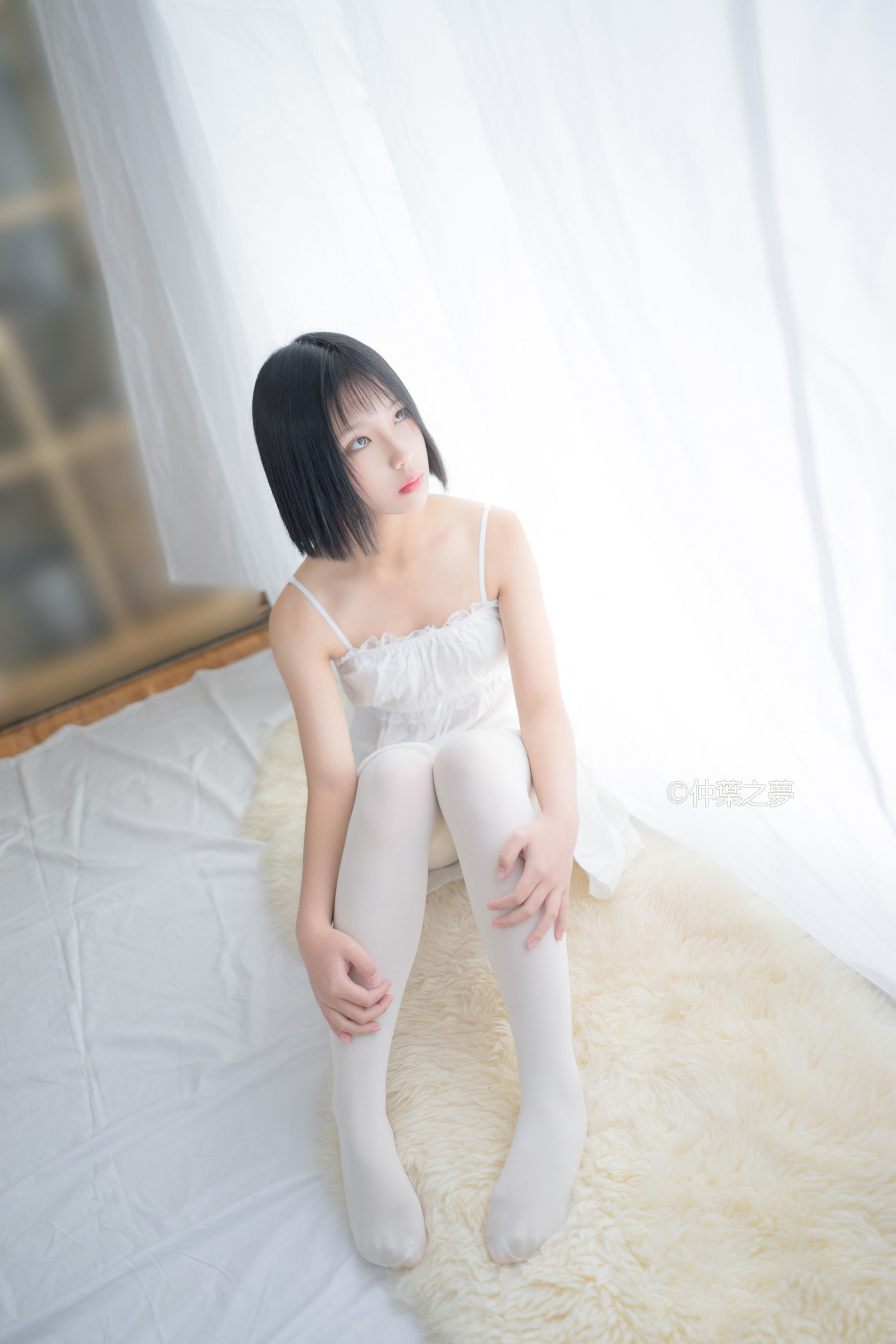 Grand.001  清纯白吊带裙-图4