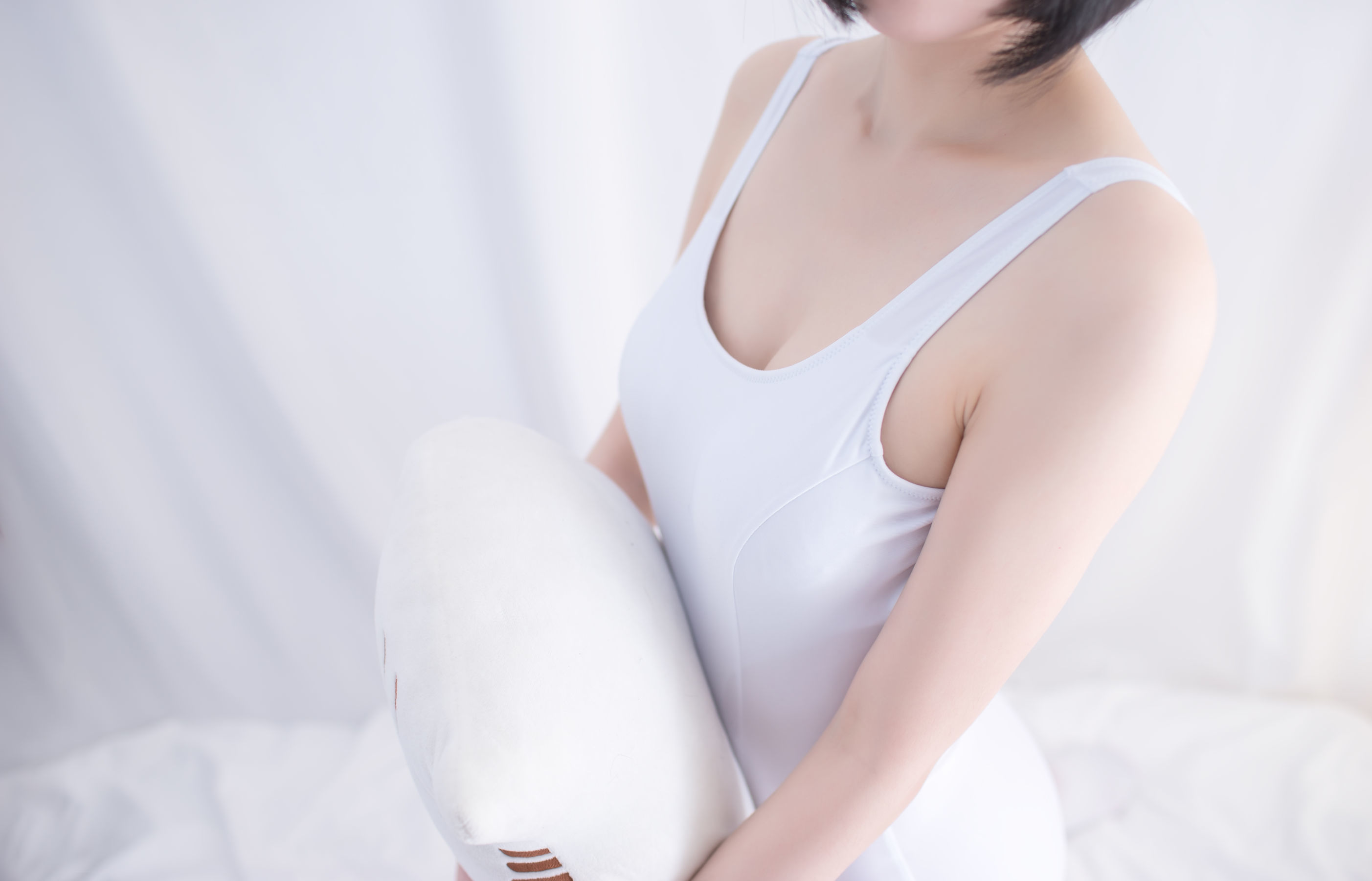 SPL.001  白色纯情丝袜秀-图9