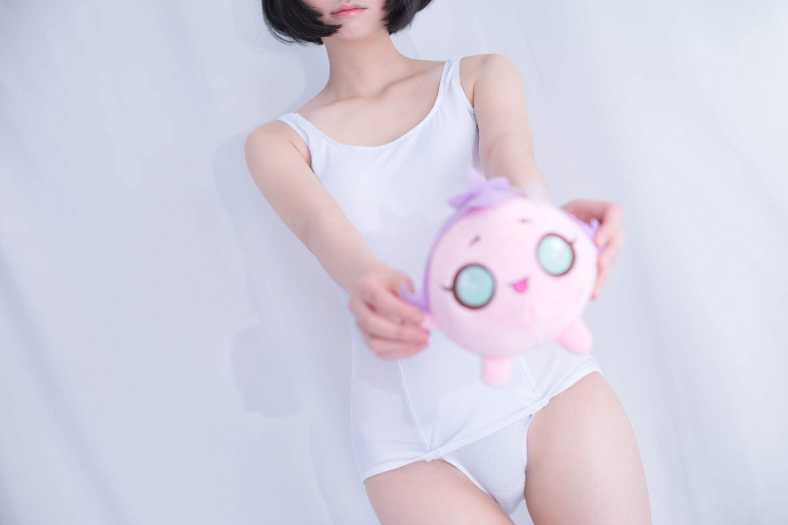 SPL.001  白色纯情丝袜秀-图3