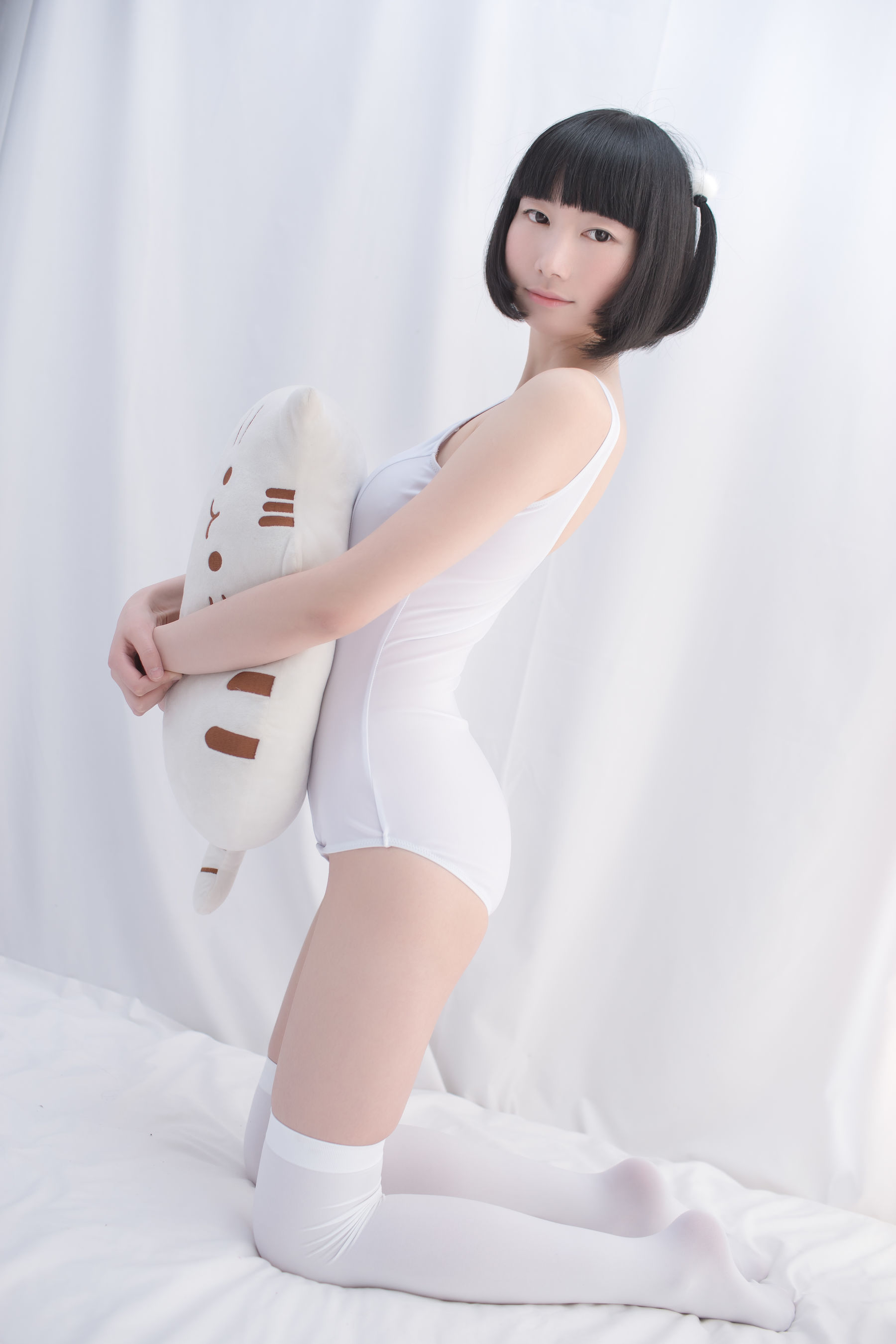 SPL.001  白色纯情丝袜秀-图8