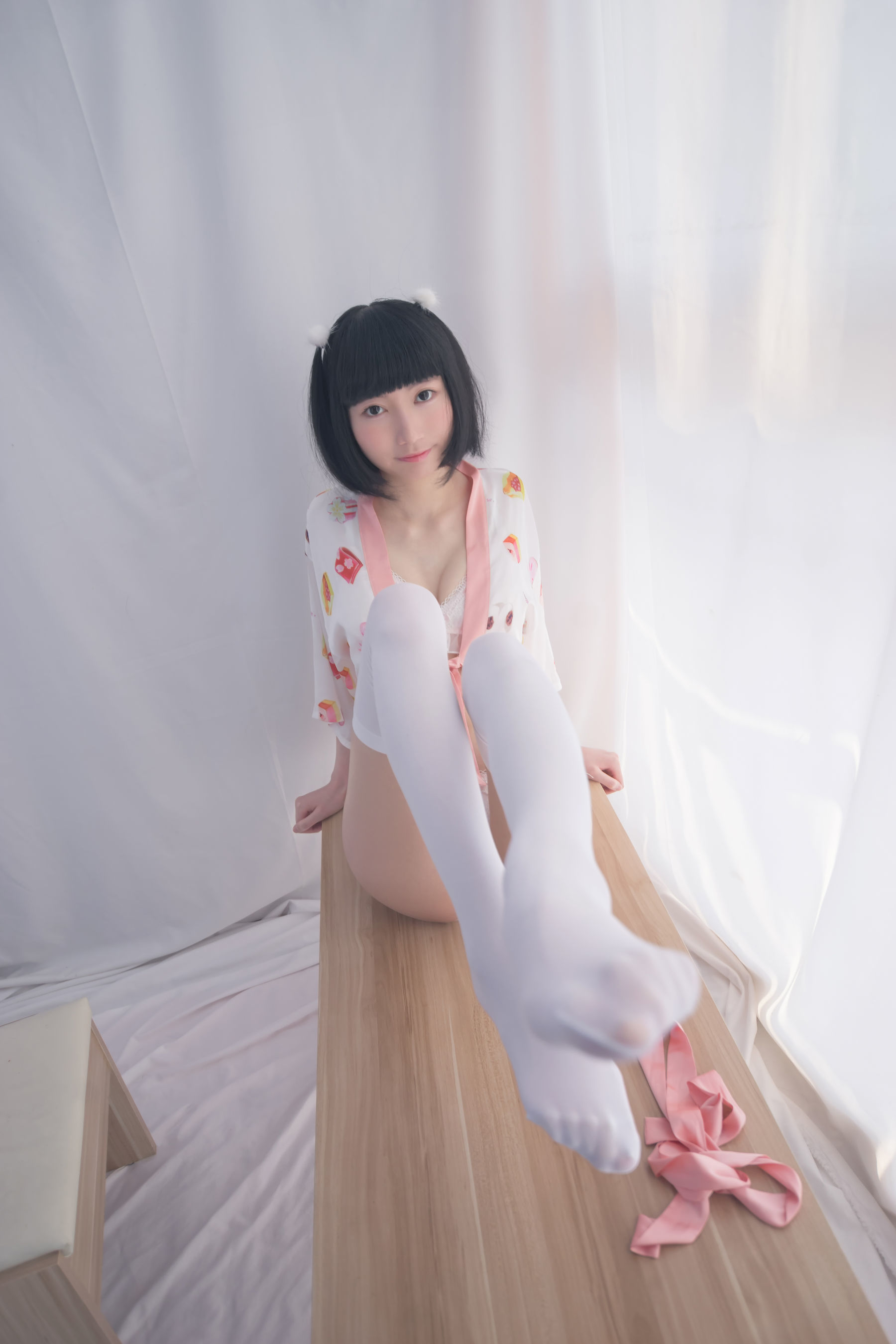 SPL.004  妹妹头少女的白丝-图1