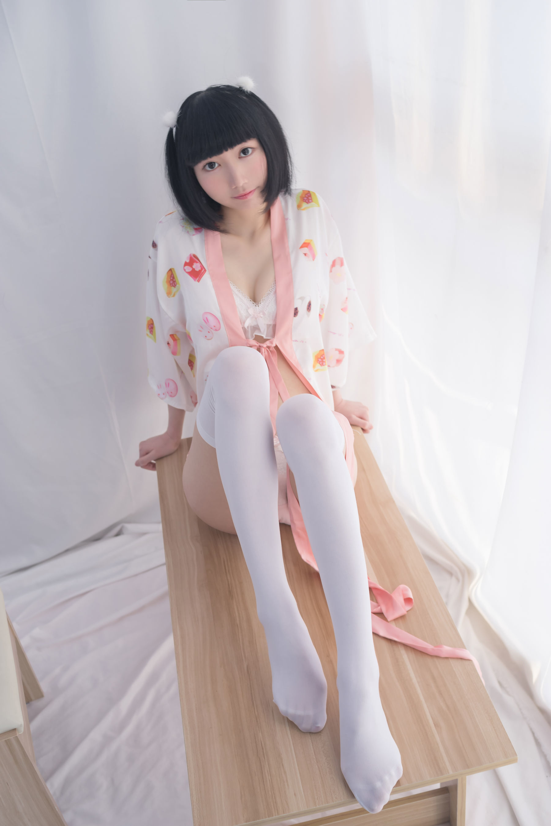 SPL.004  妹妹头少女的白丝-图2