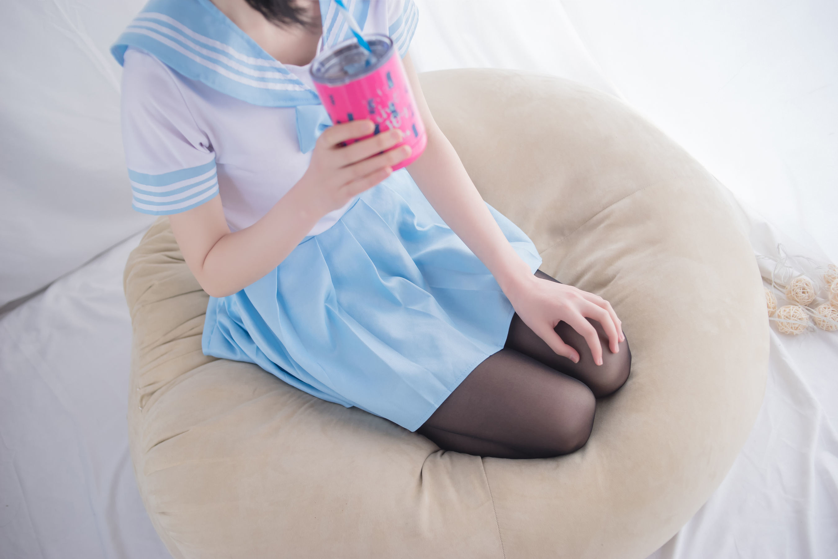 VOL.015  蓝白水手服黑丝-图9