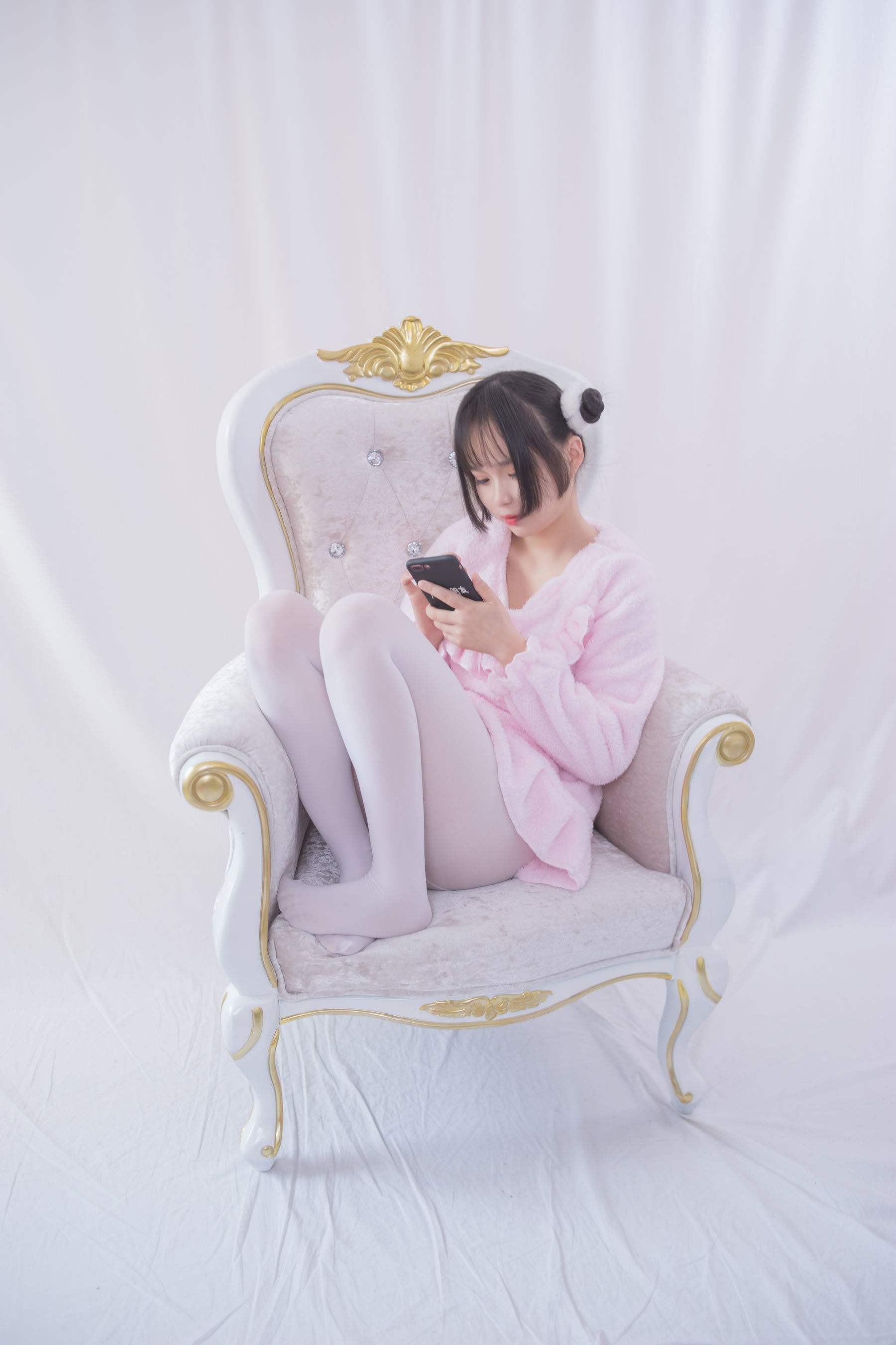 VOL.017  粉红毛茸茸睡衣白丝少女-图1
