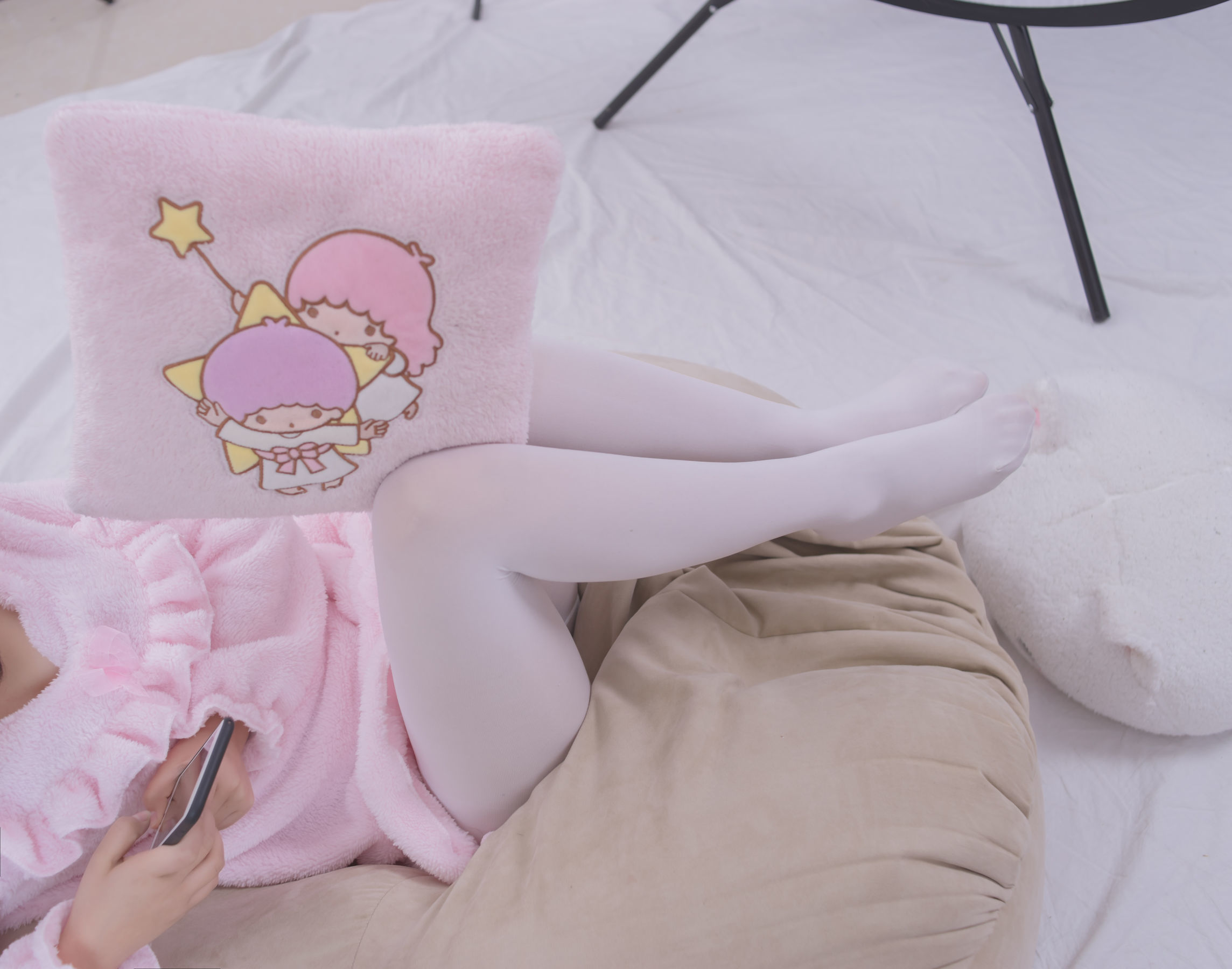 VOL.017  粉红毛茸茸睡衣白丝少女-图49