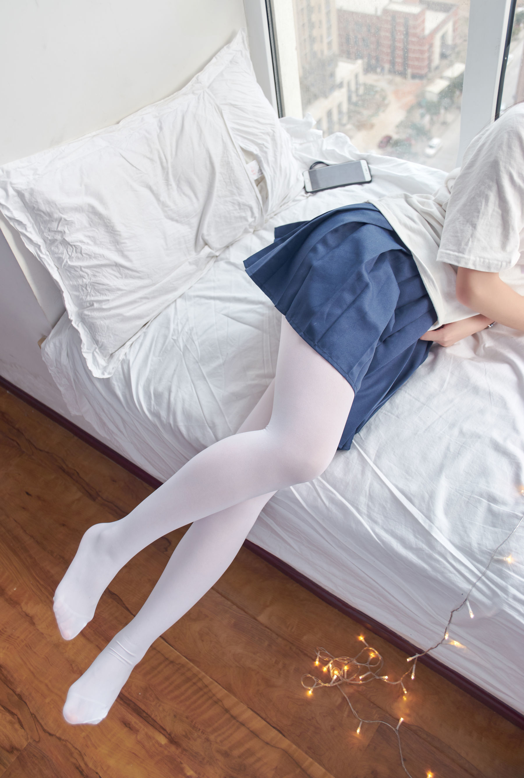VOL.018  窗台上的白丝女孩-图48