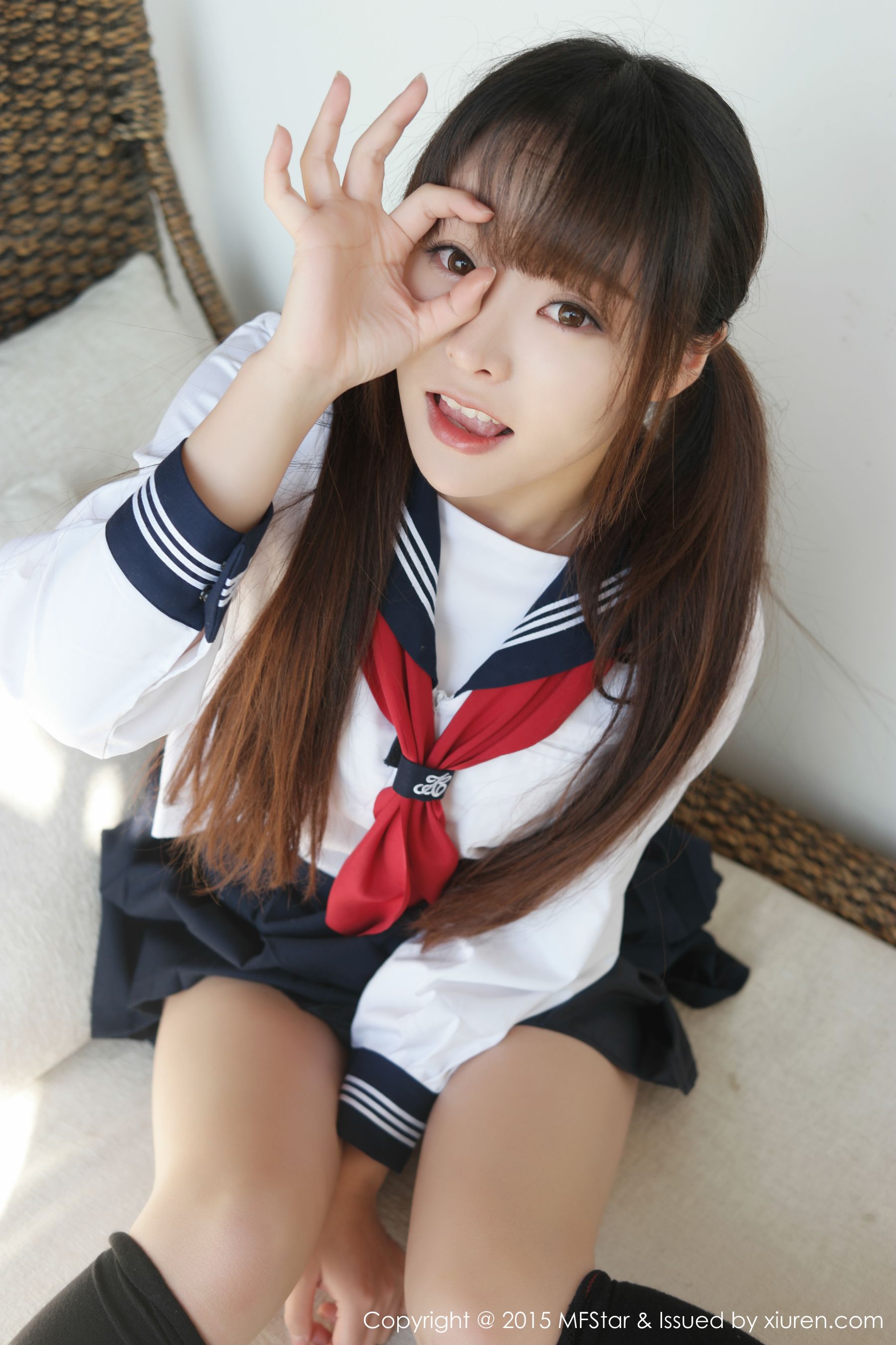 柳侑绮Sevenbaby《大理旅拍》水手服诱惑少女  Vol.002-图14