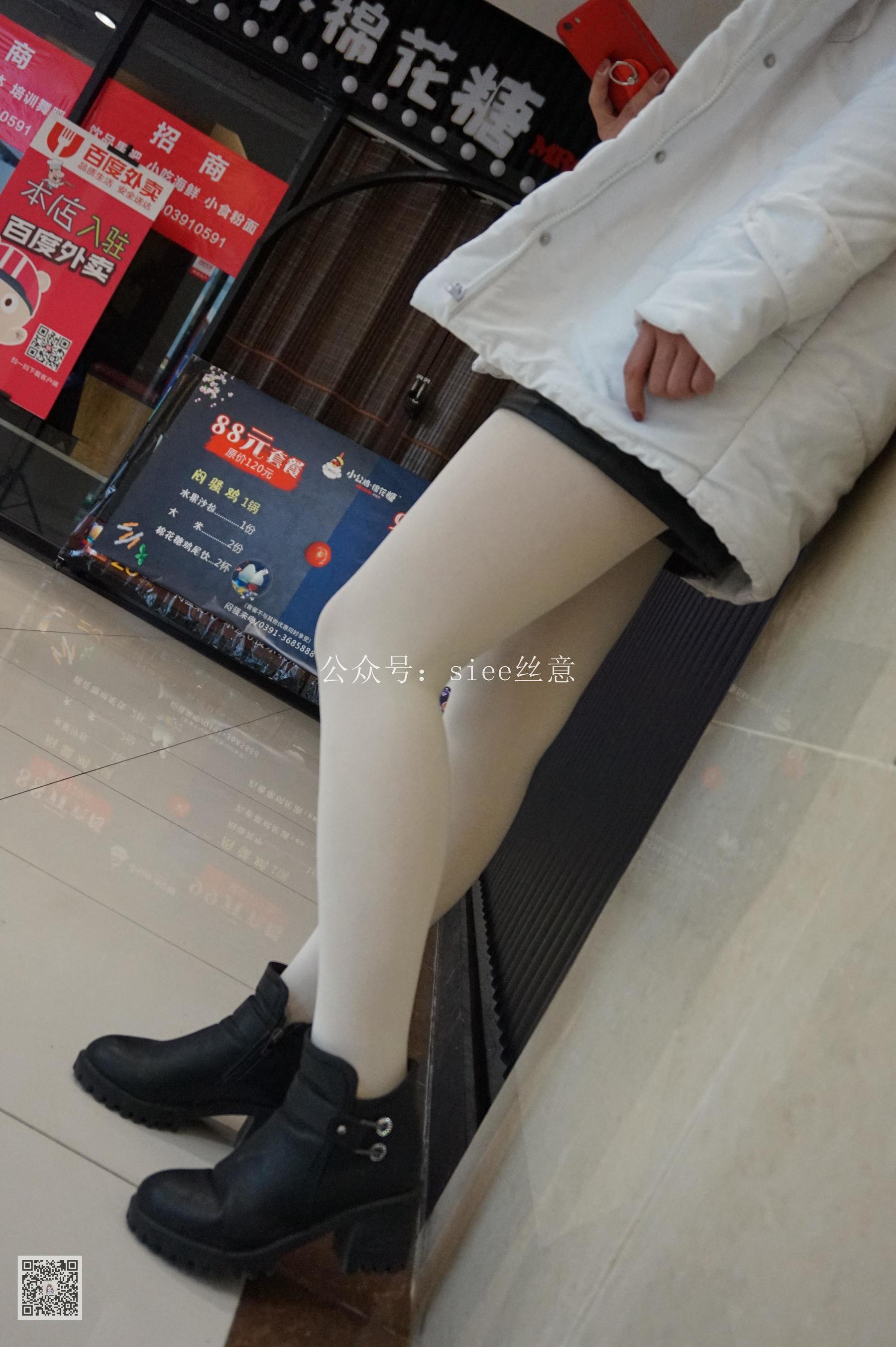 思思 冬日的白丝-图0