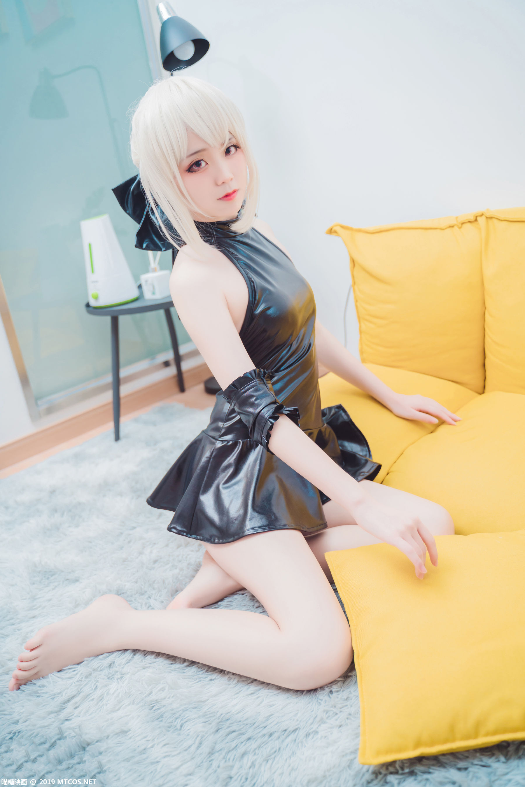 VOL.026 黑胶衣-图1