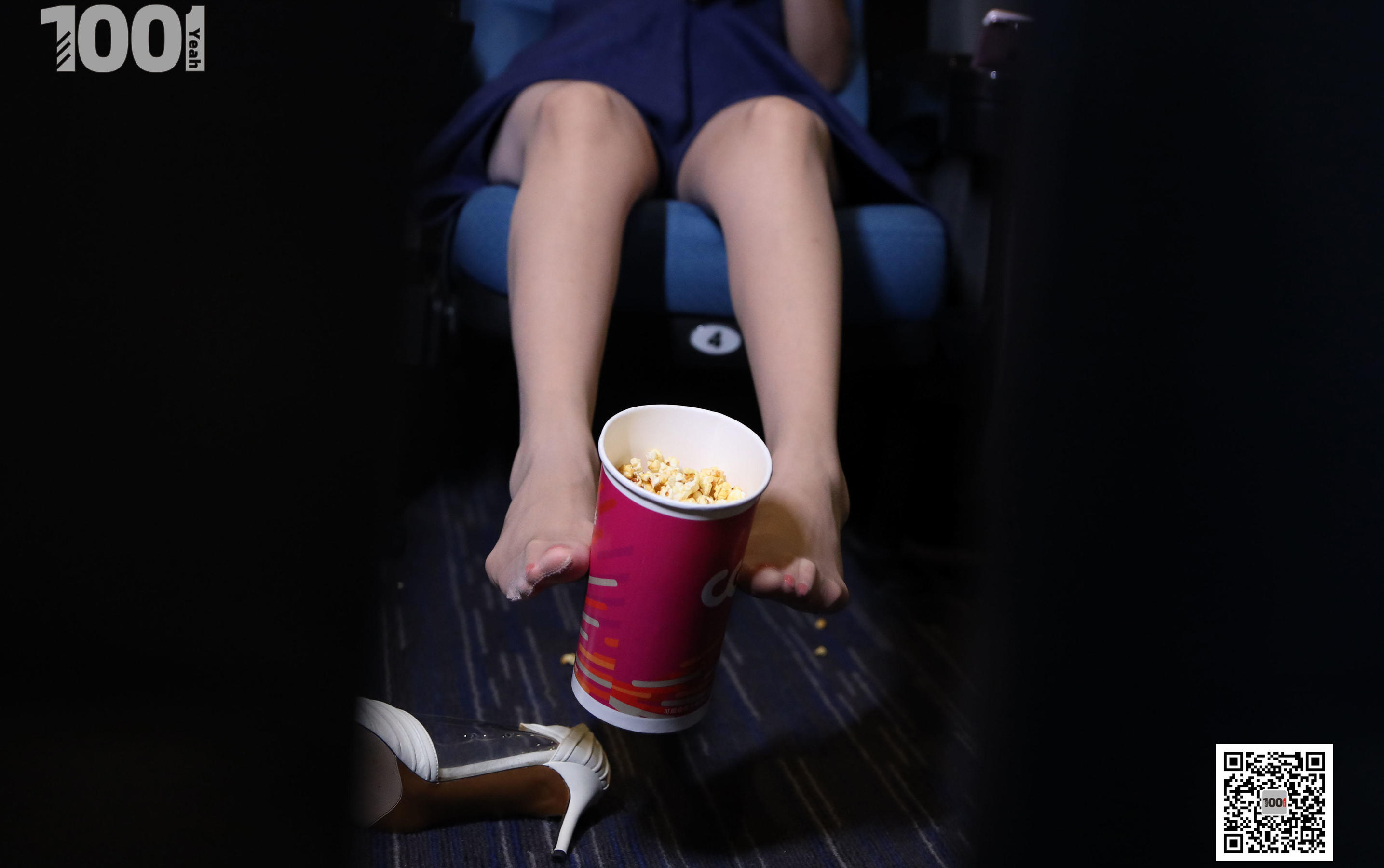 模特：Lucy 《电影院3》-图45