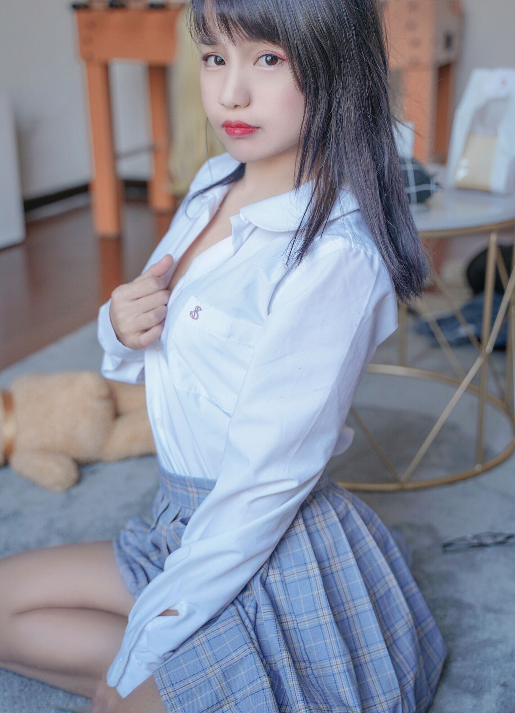 VOL.047 裸腿制服裙-图0