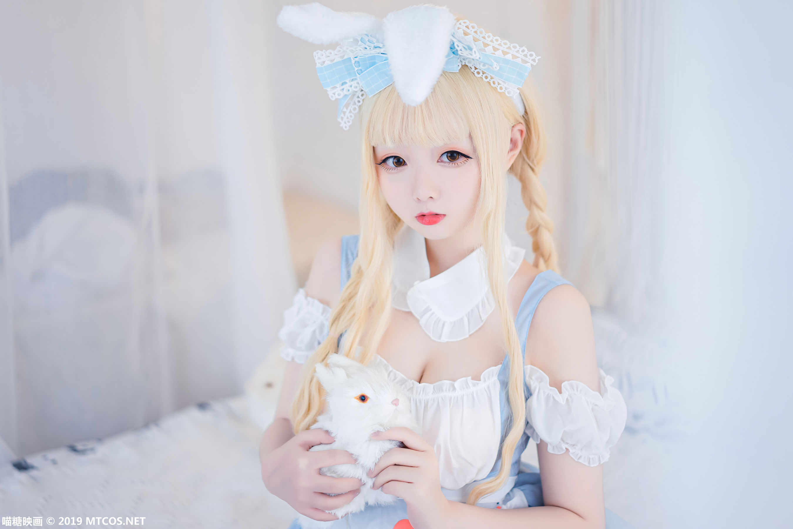 VOL.053 蓝色兔子-图2