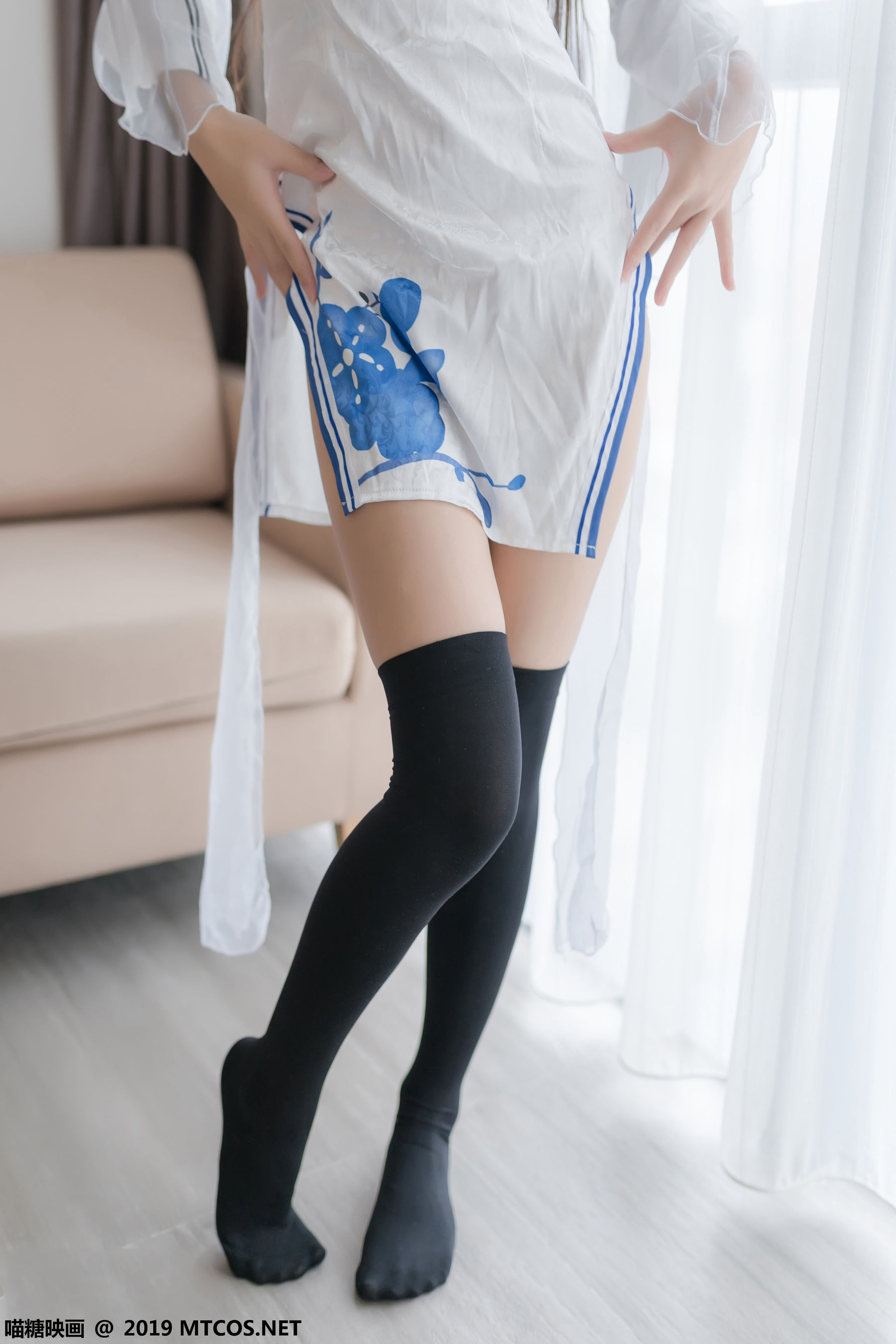 VOL.066 旗袍半截袜-图1