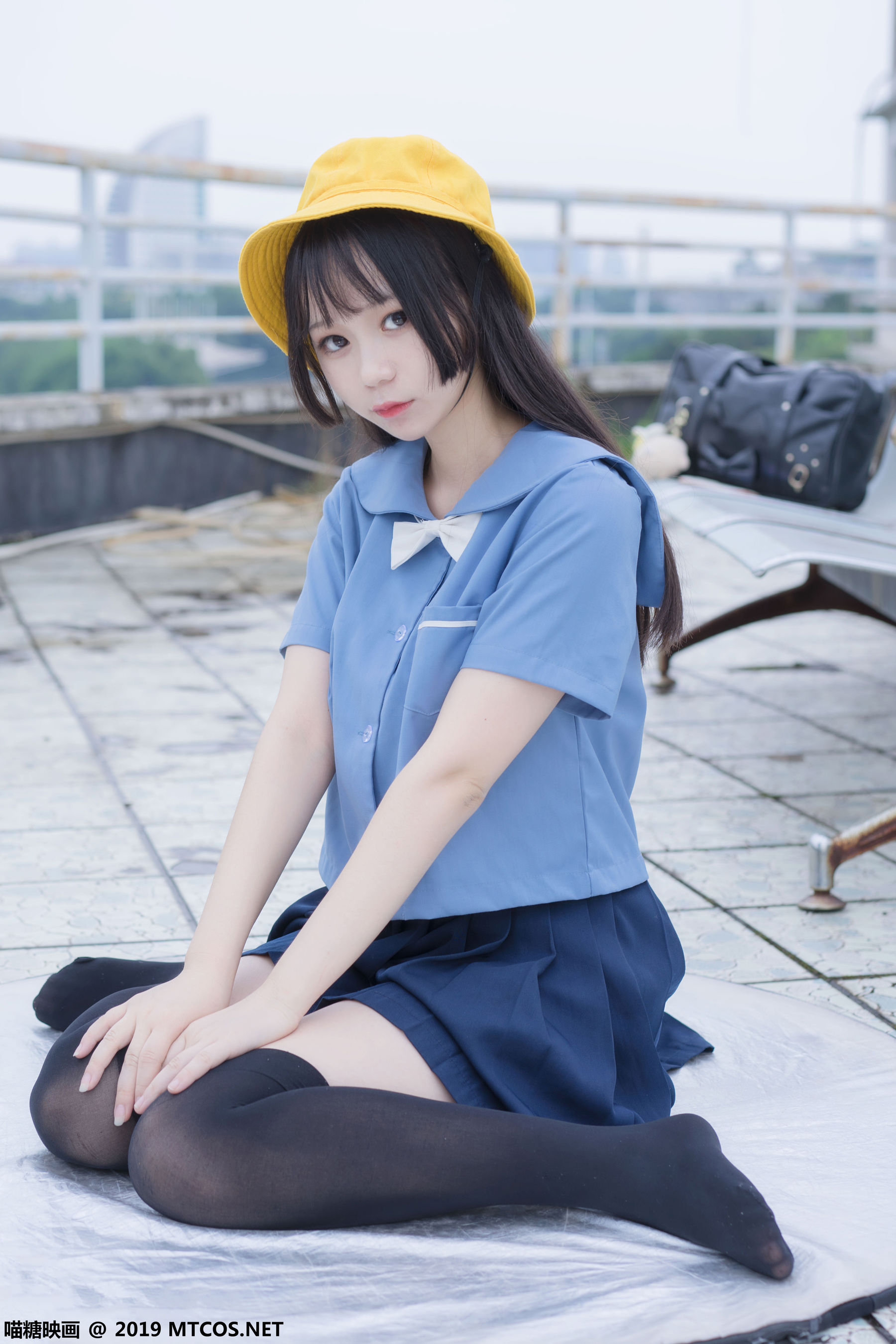 VOL.070 小黄帽女孩-图0