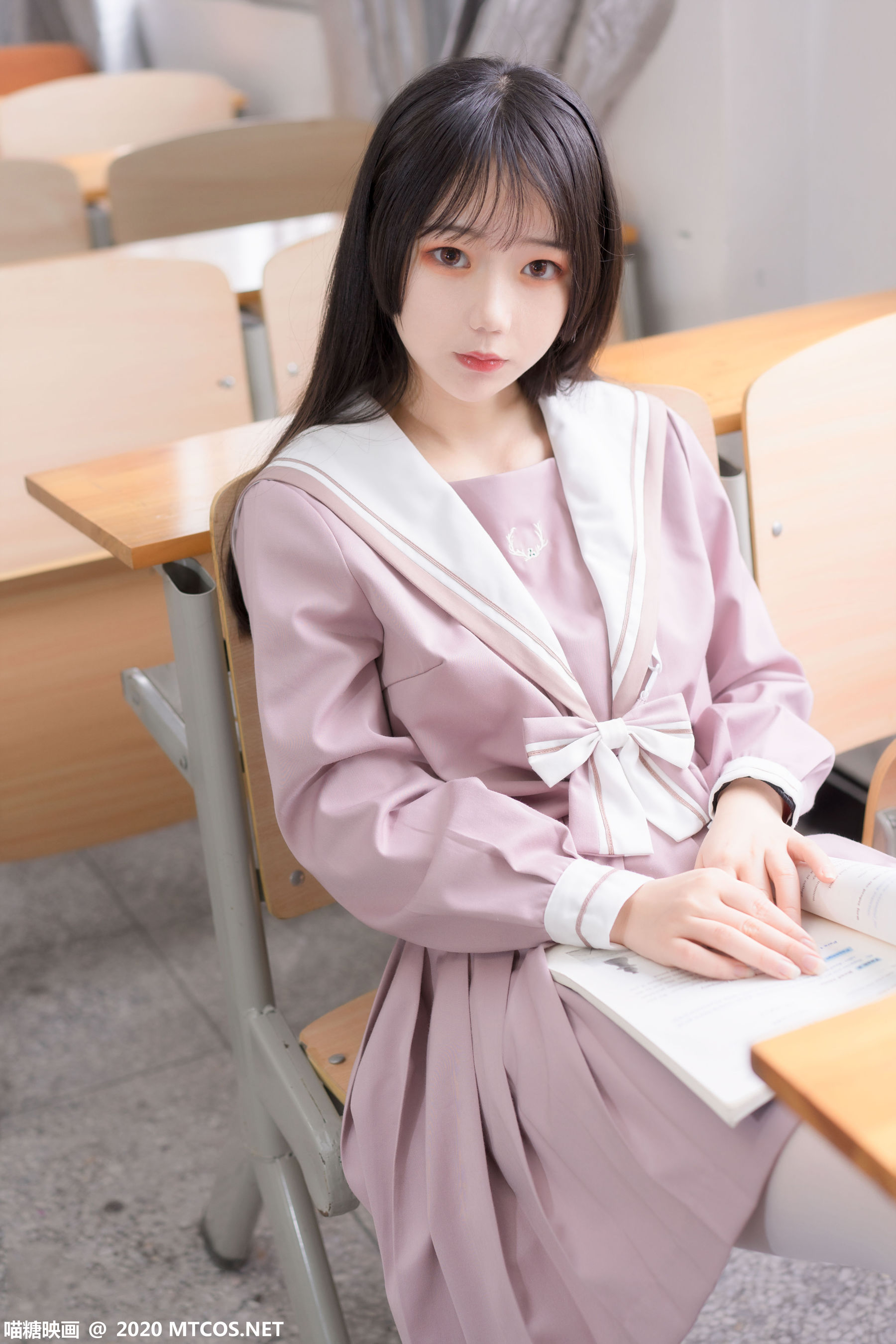 VOL.074 粉色JK小姐姐-图0