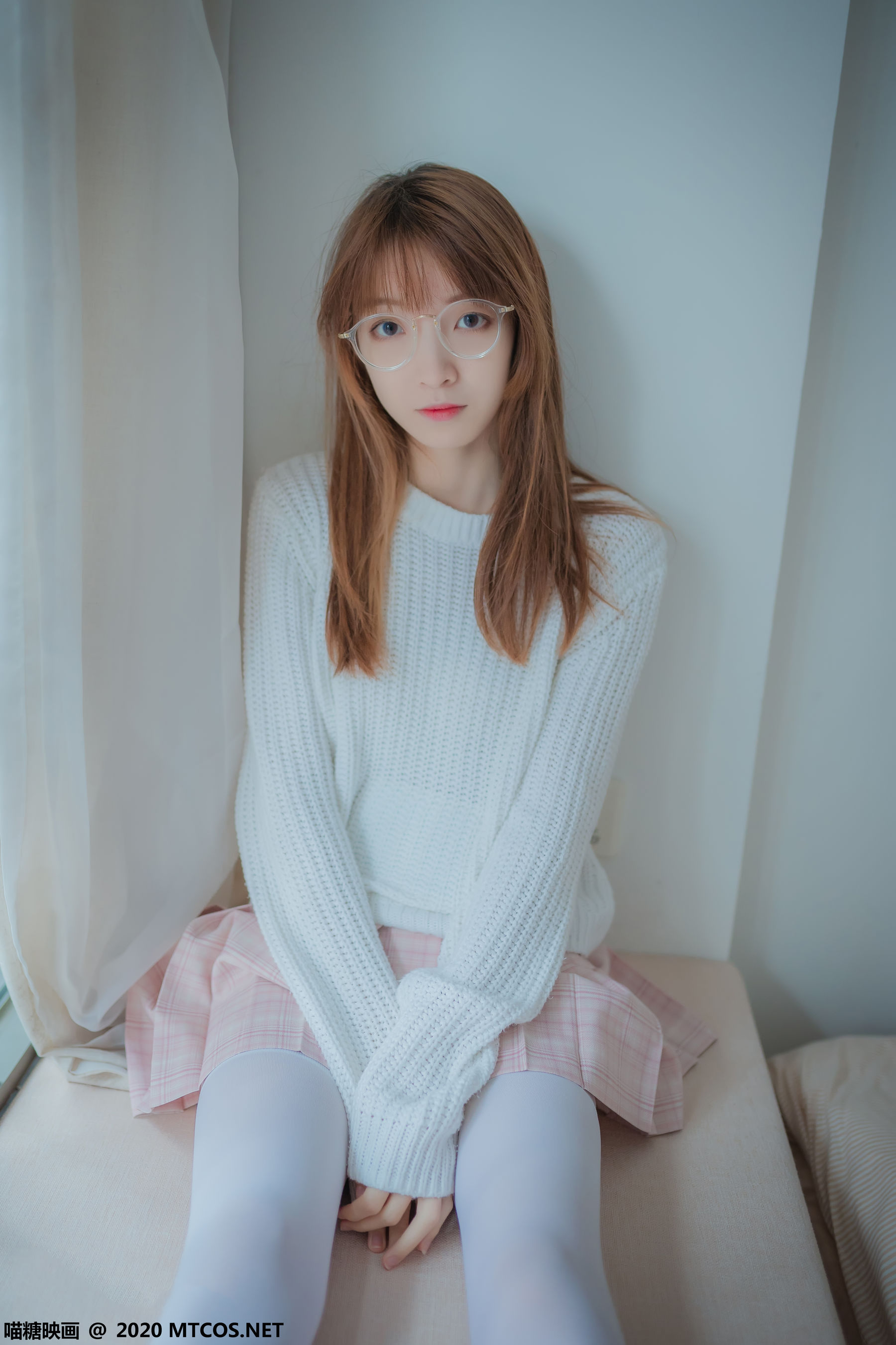 VOL.077 粉格裙的眼睛娘-图1