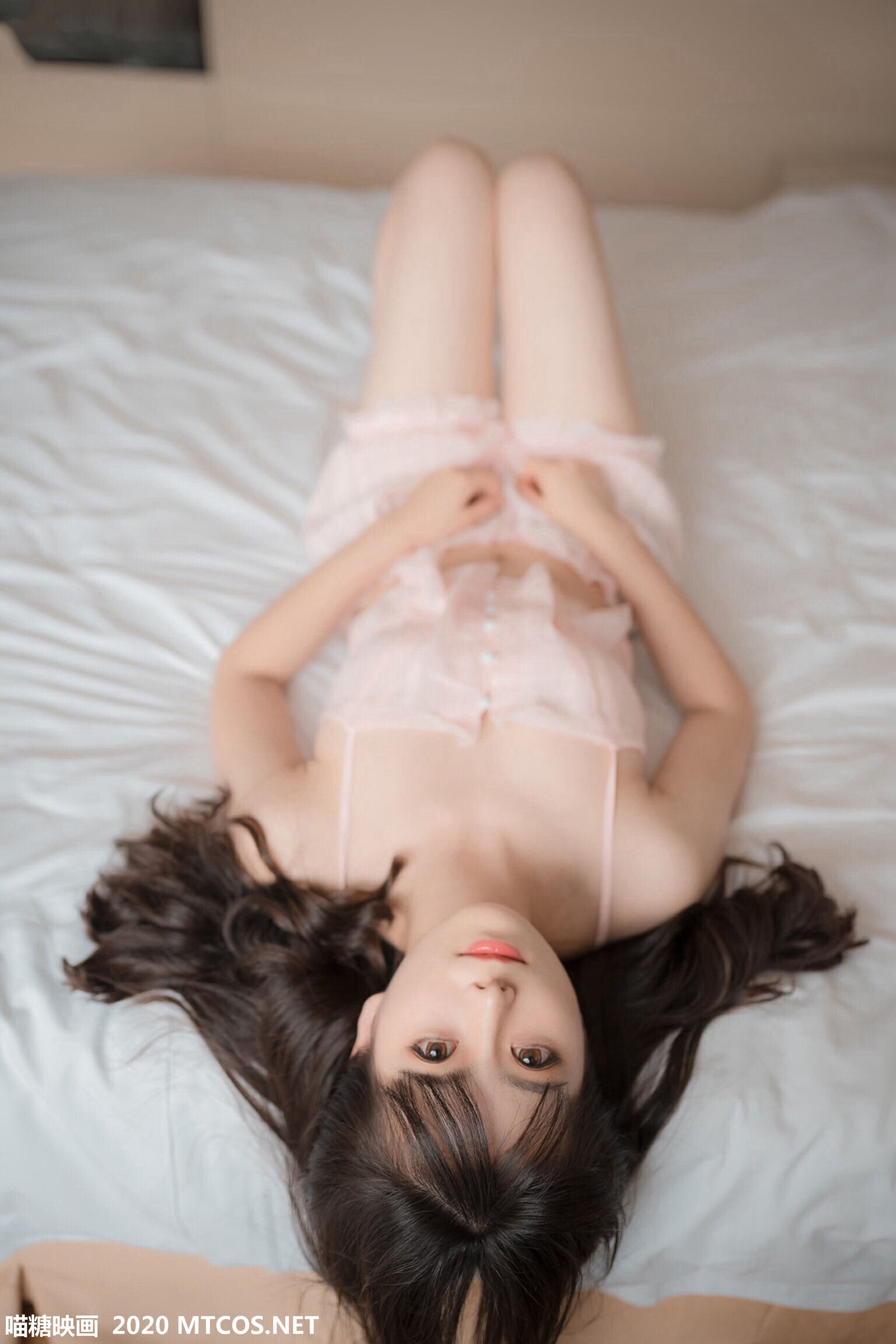 VOL.104 粉色吊带睡衣-图2