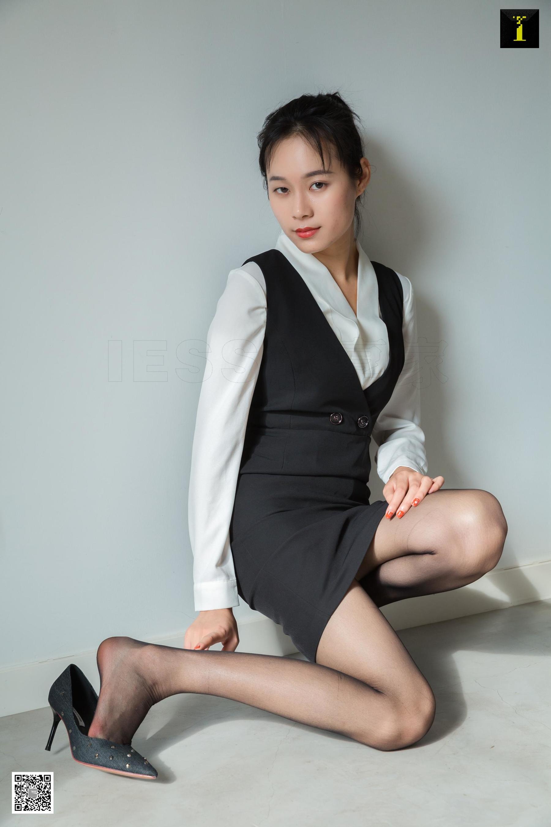 模特 小小 《开工碰上女上司》-图31
