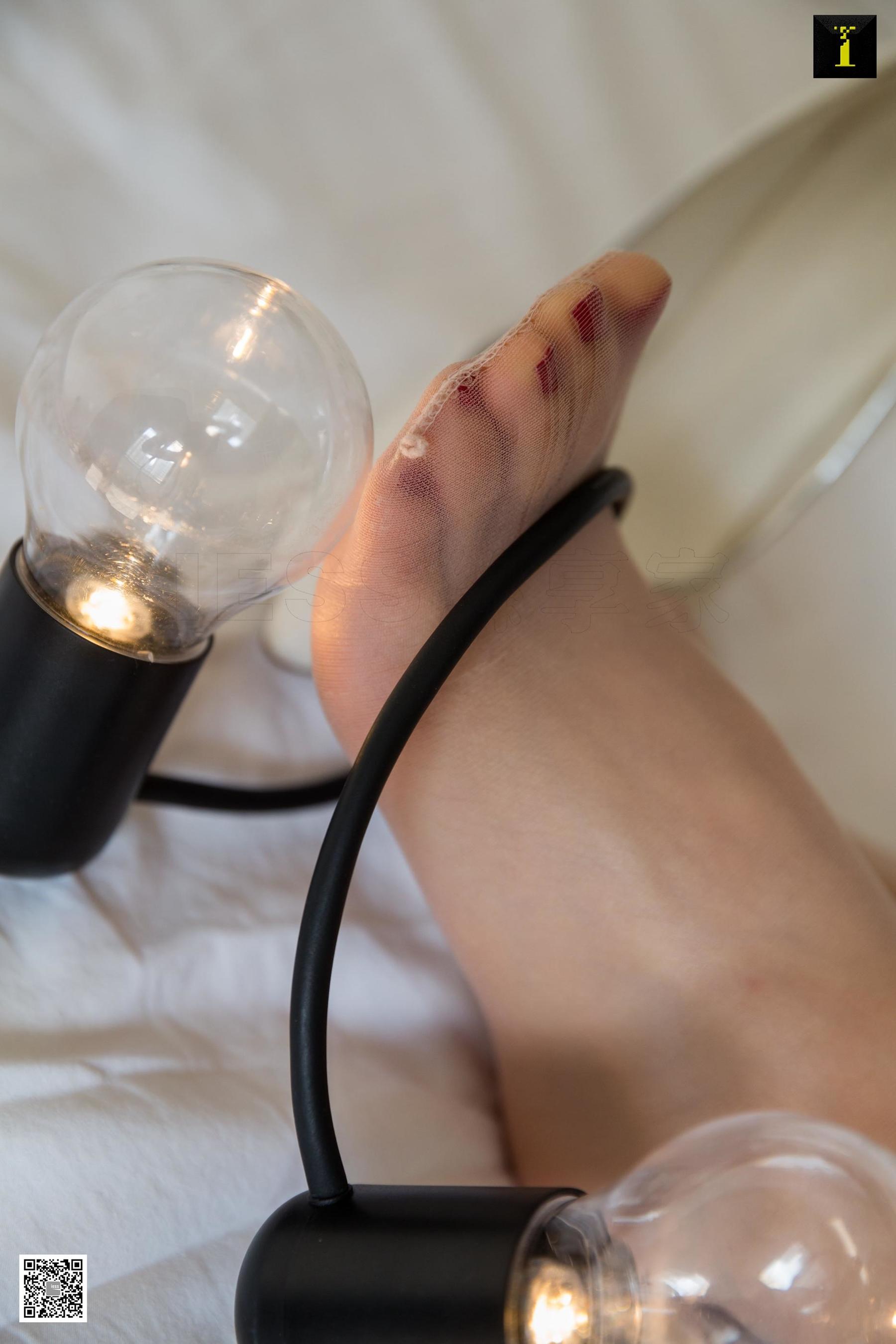 模特 小小 《红色开衩的秘密》-图48
