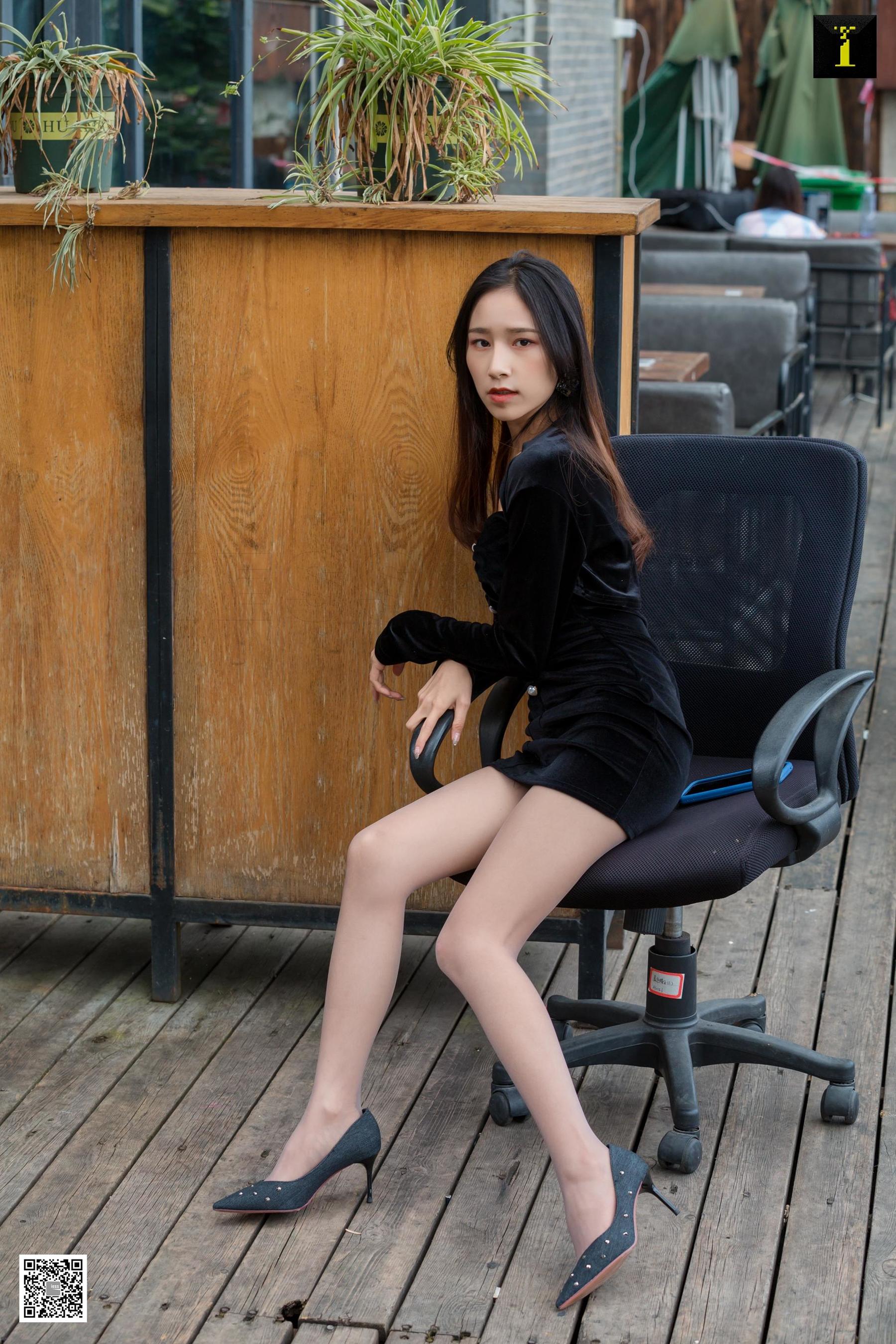 模特 美子 《复古绒面套装》-图71