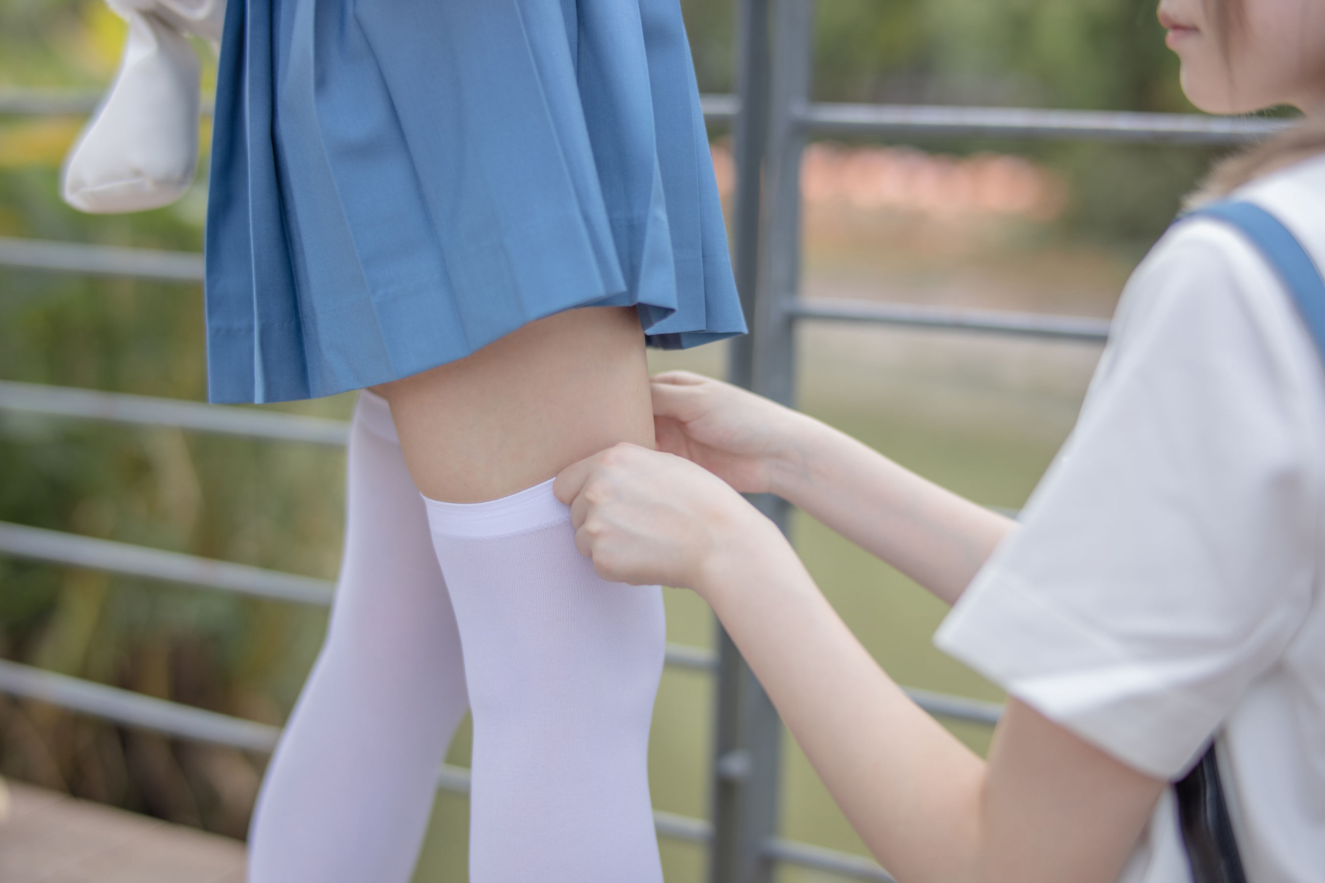 JKFUN-025 默陌&Aika 80D白丝过膝袜-图54