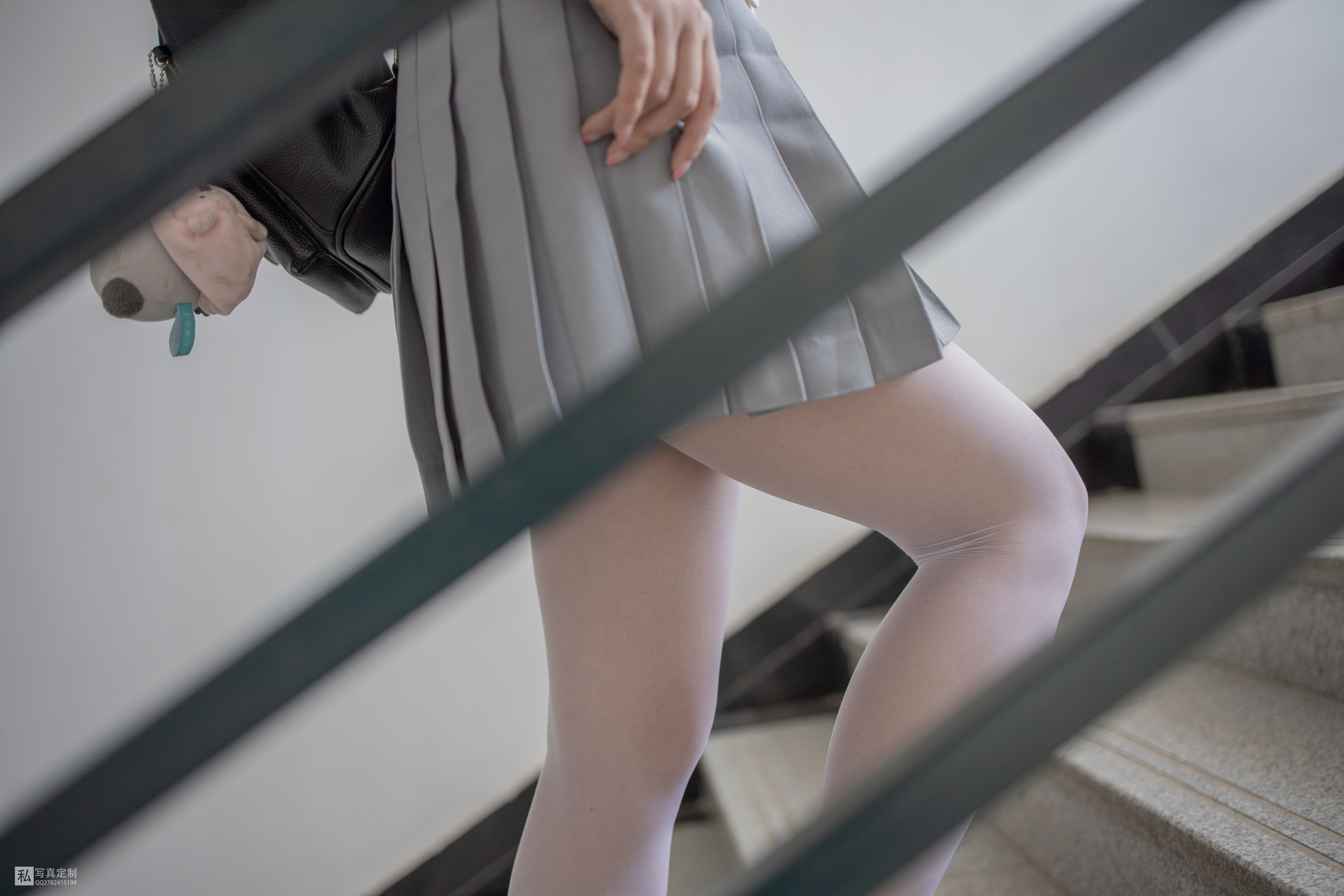 JKFUN-028 默陌 15D白丝 抑郁湖边与绝望天台-图27
