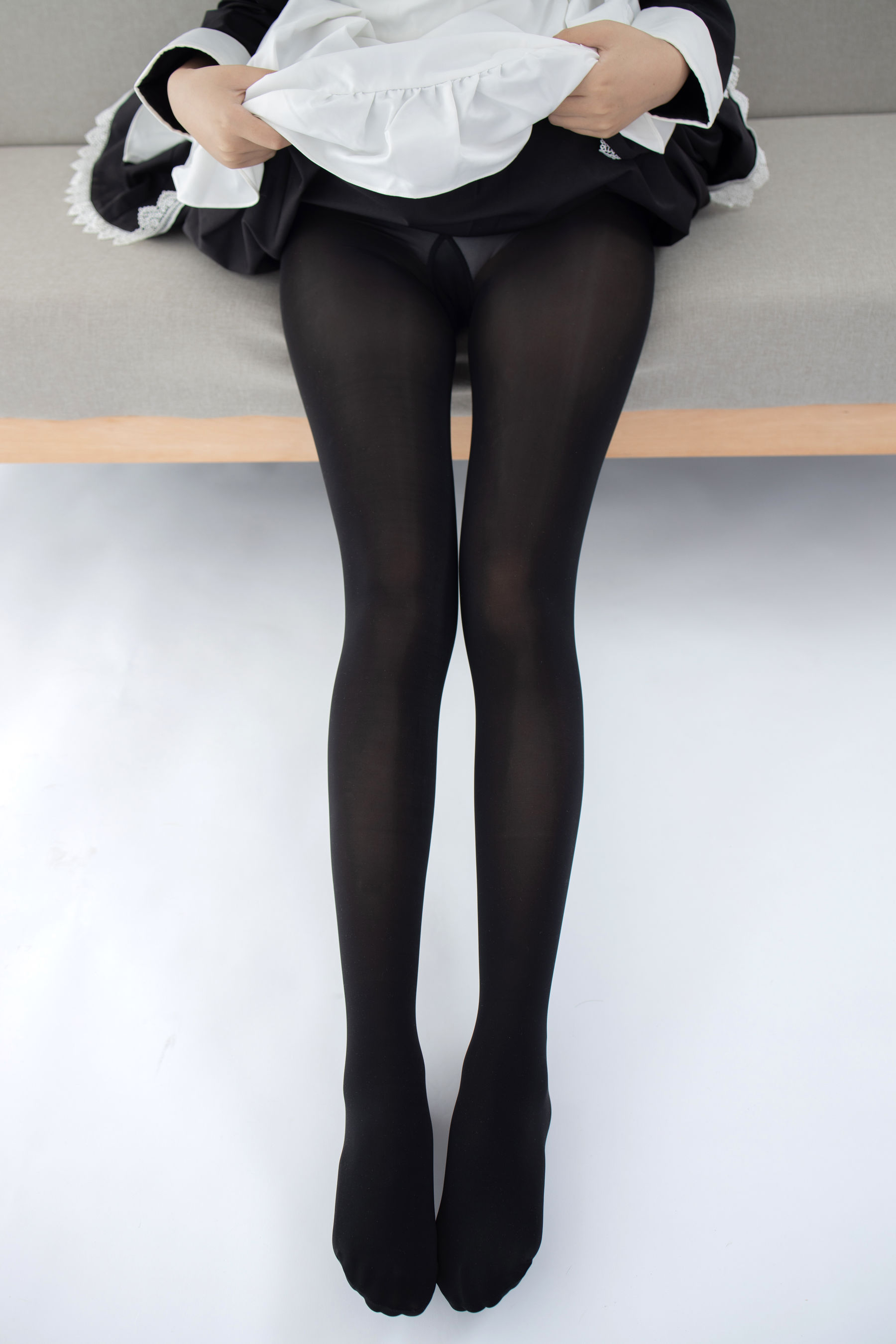 JKFUN-029 卉子 80D黑丝 踩物女仆-图23