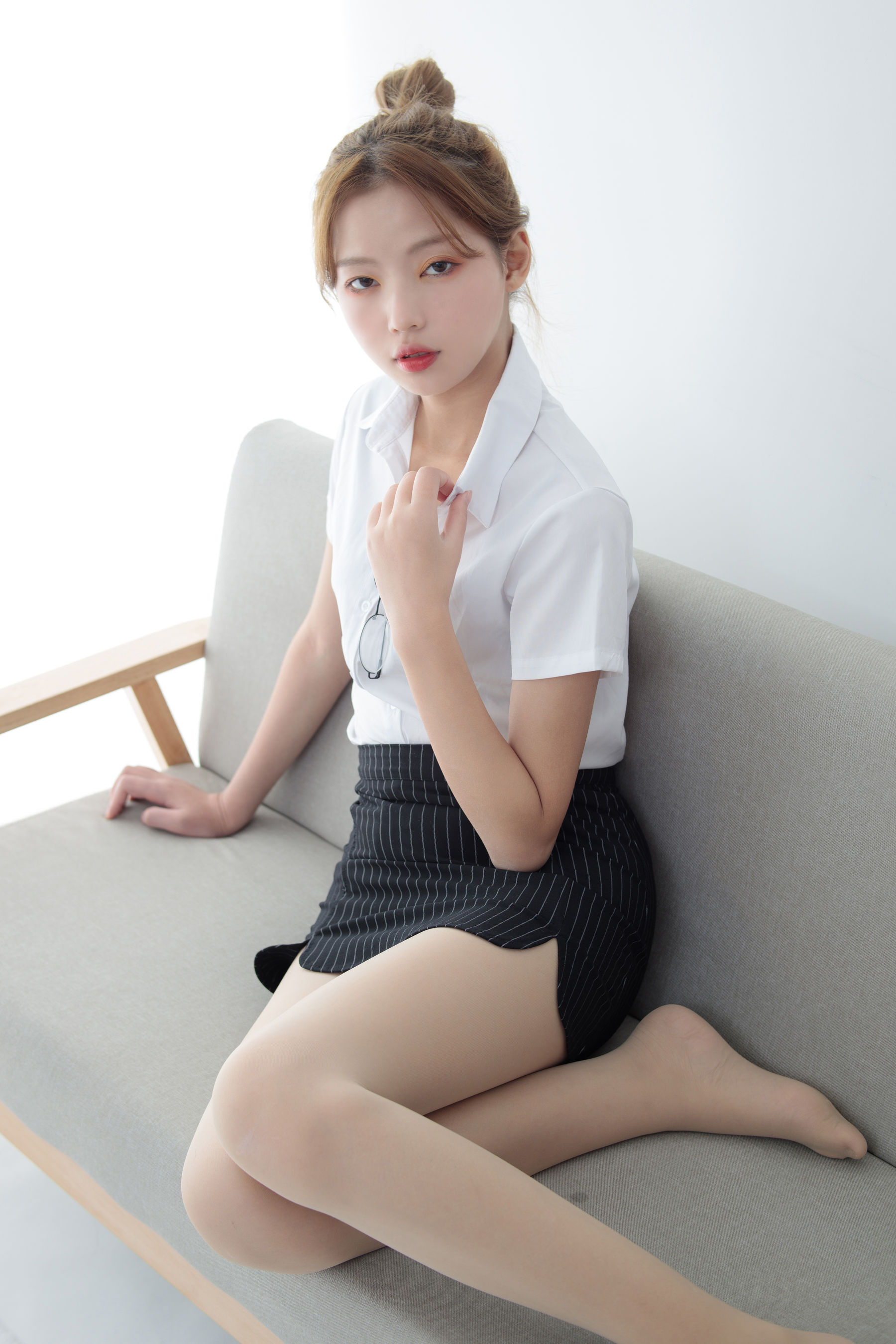 JKFUN-044 OL一定要搭配眼镜 50D肉丝-图23