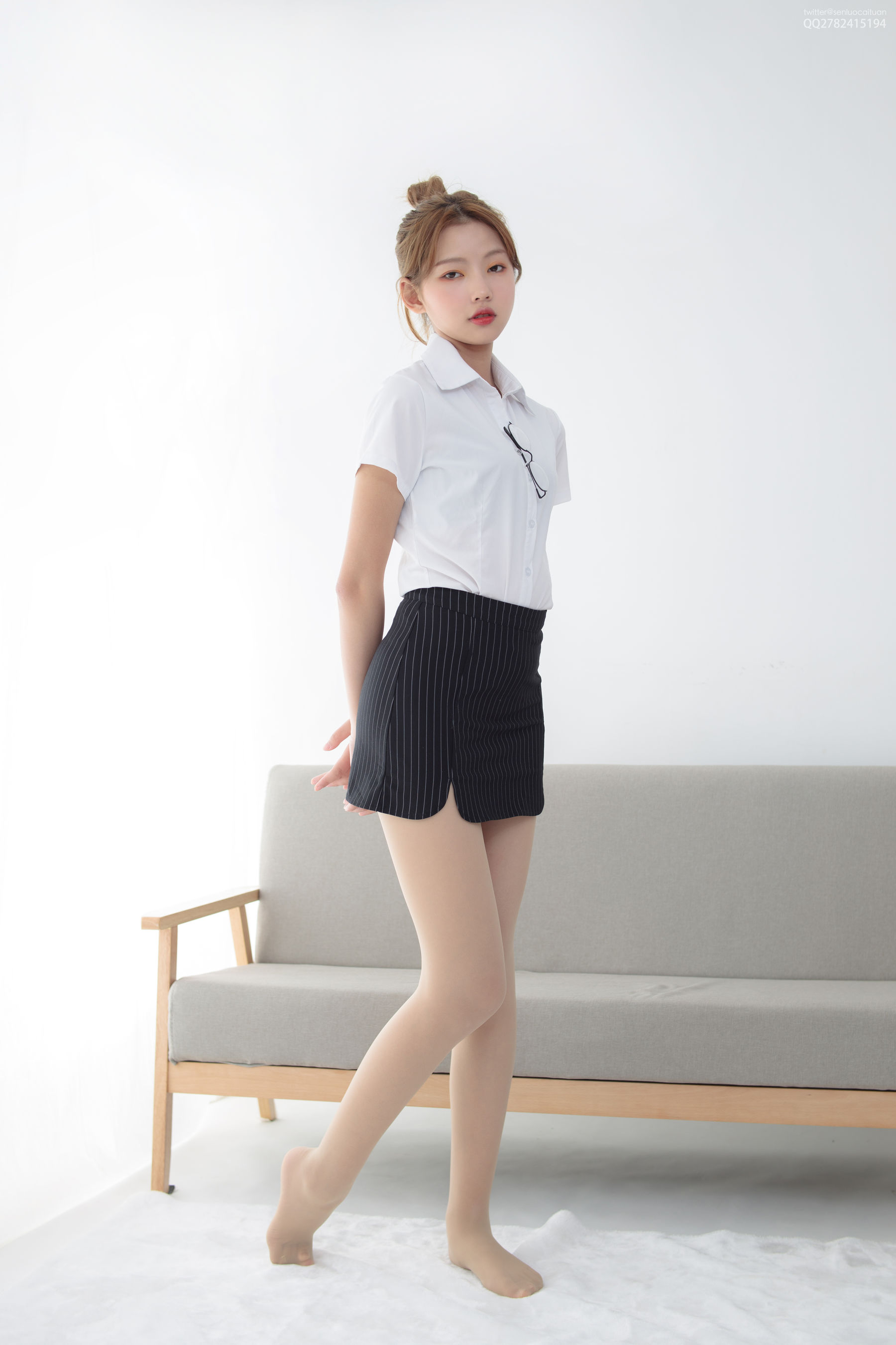 JKFUN-044 OL一定要搭配眼镜 50D肉丝-图32