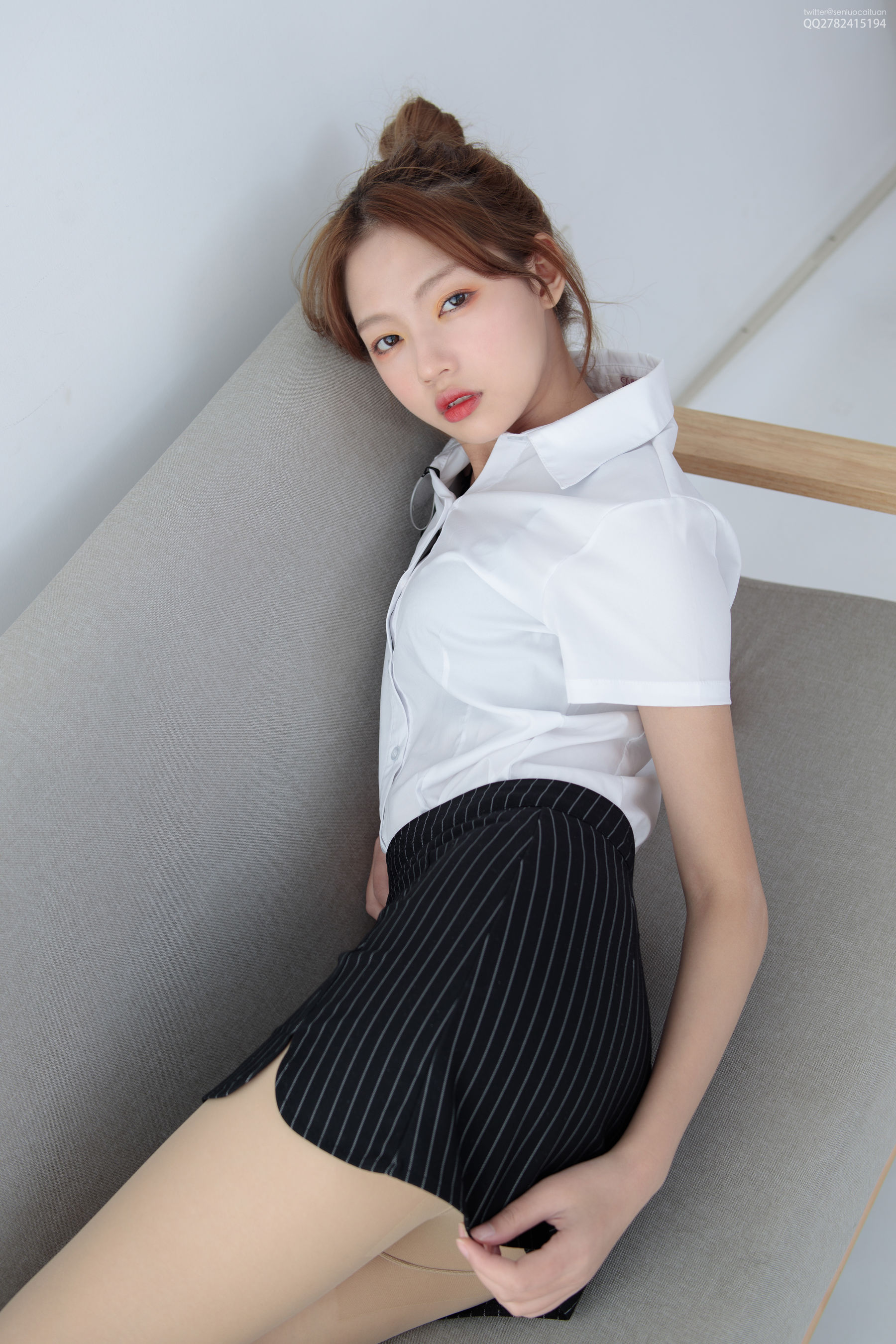 JKFUN-044 OL一定要搭配眼镜 50D肉丝-图54