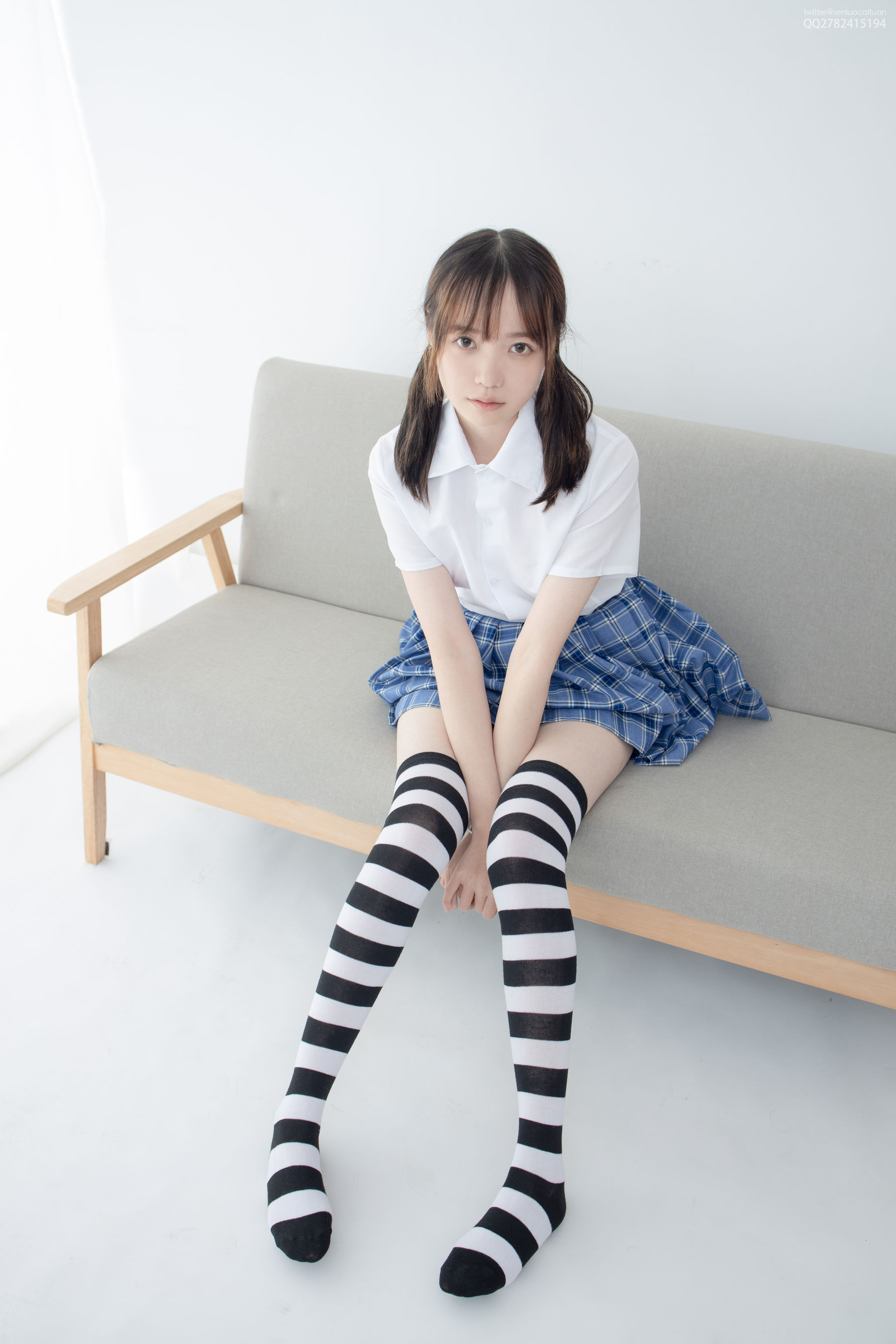 JKFUN-045 Aika 黑白高筒-图10