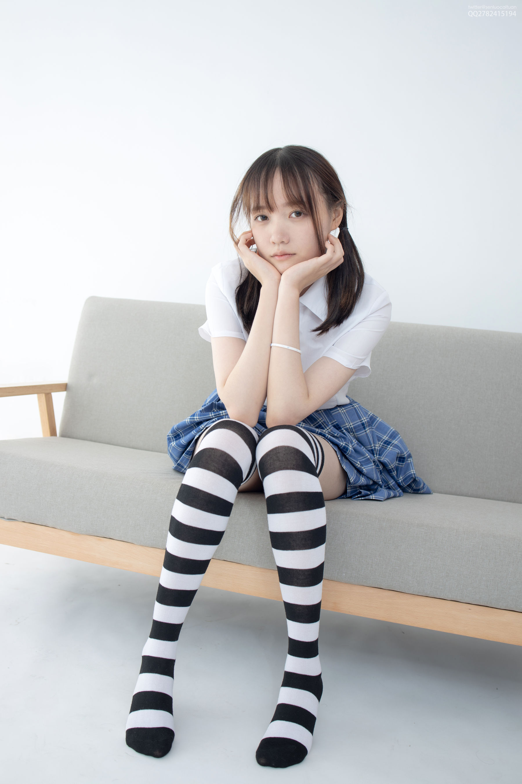 JKFUN-045 Aika 黑白高筒-图11