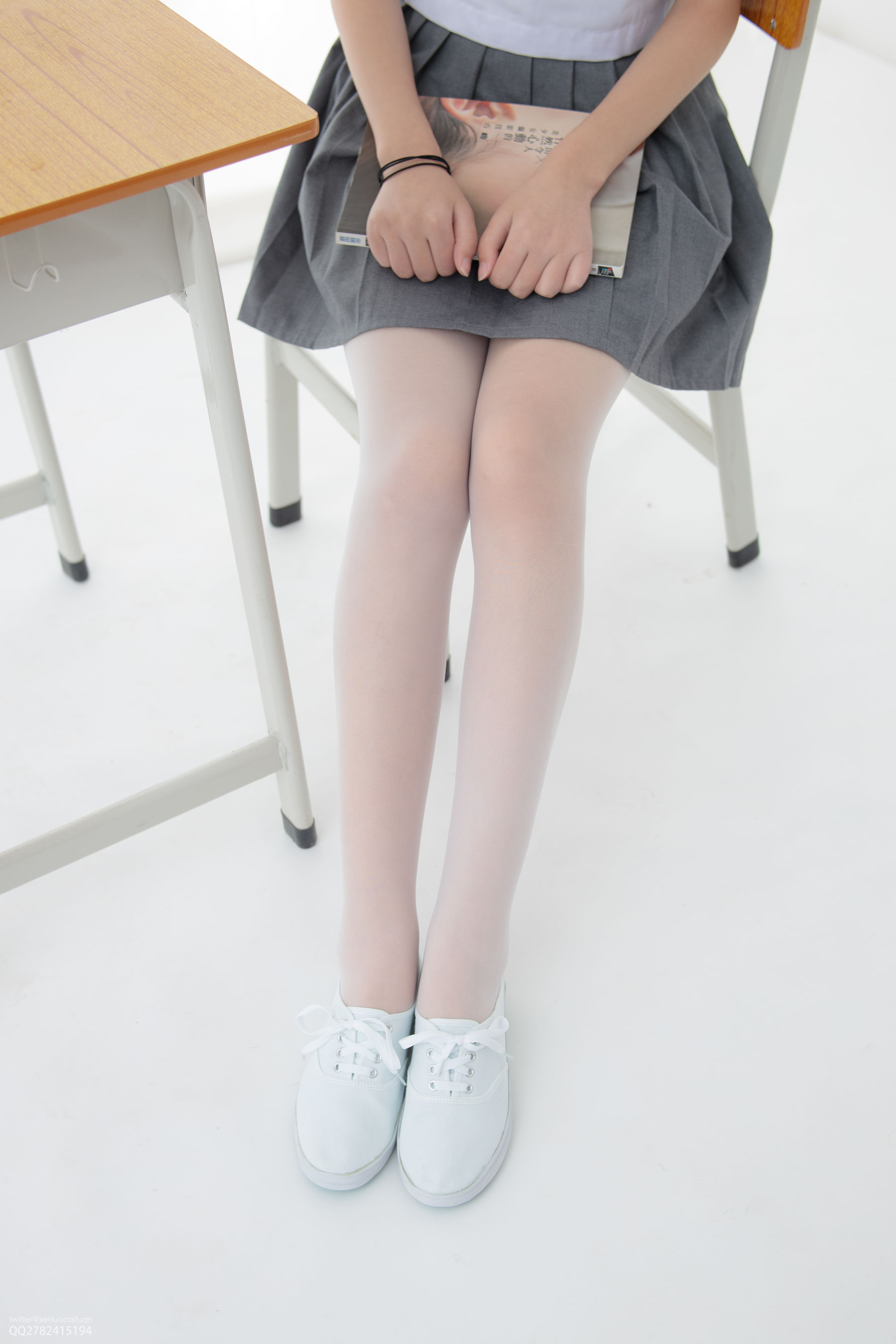 JKFUN-050 默陌 白丝网鞋合辑-图3