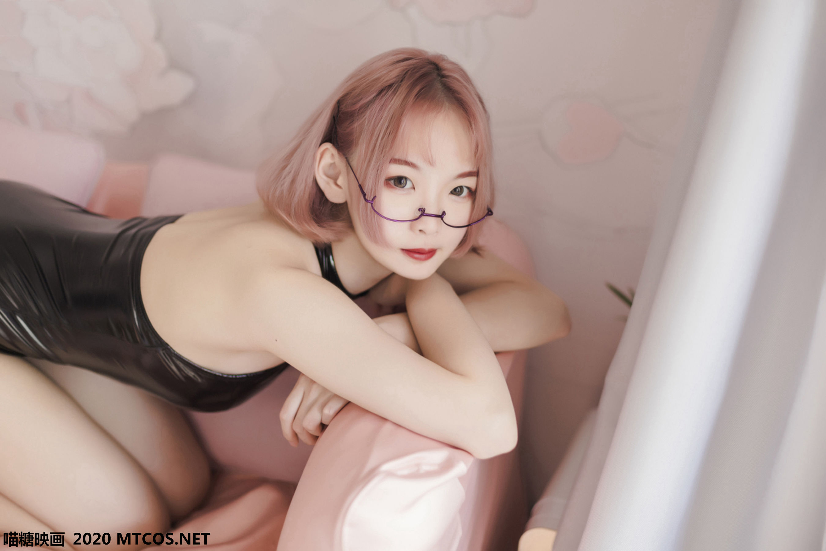 VOL.110 《长腿眼镜娘》-图20