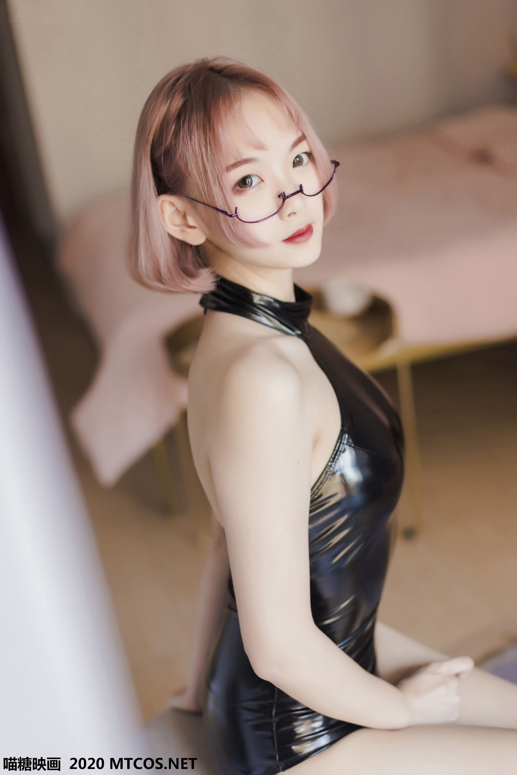 VOL.110 《长腿眼镜娘》-图38