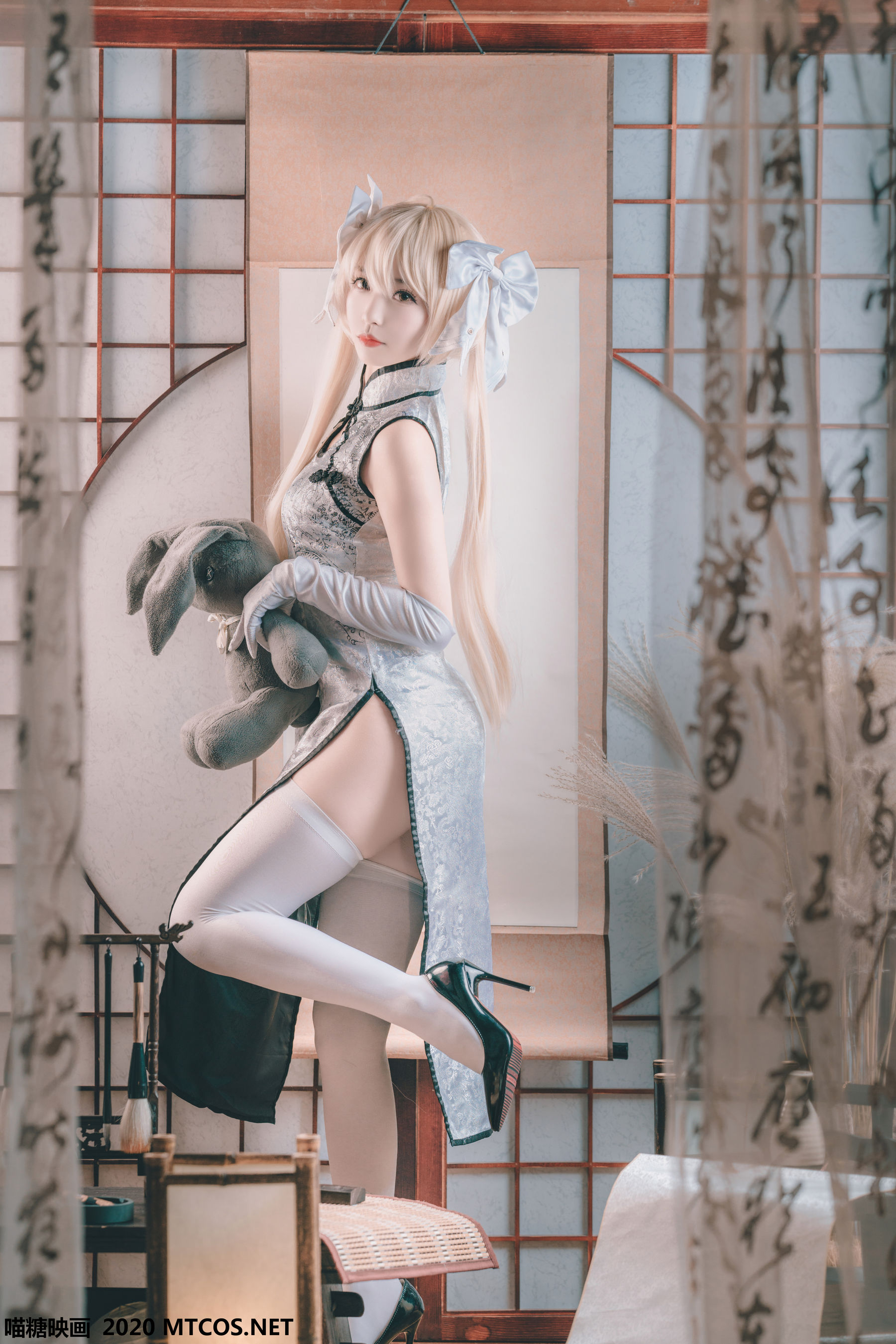 HML.009 银丝旗袍-图0