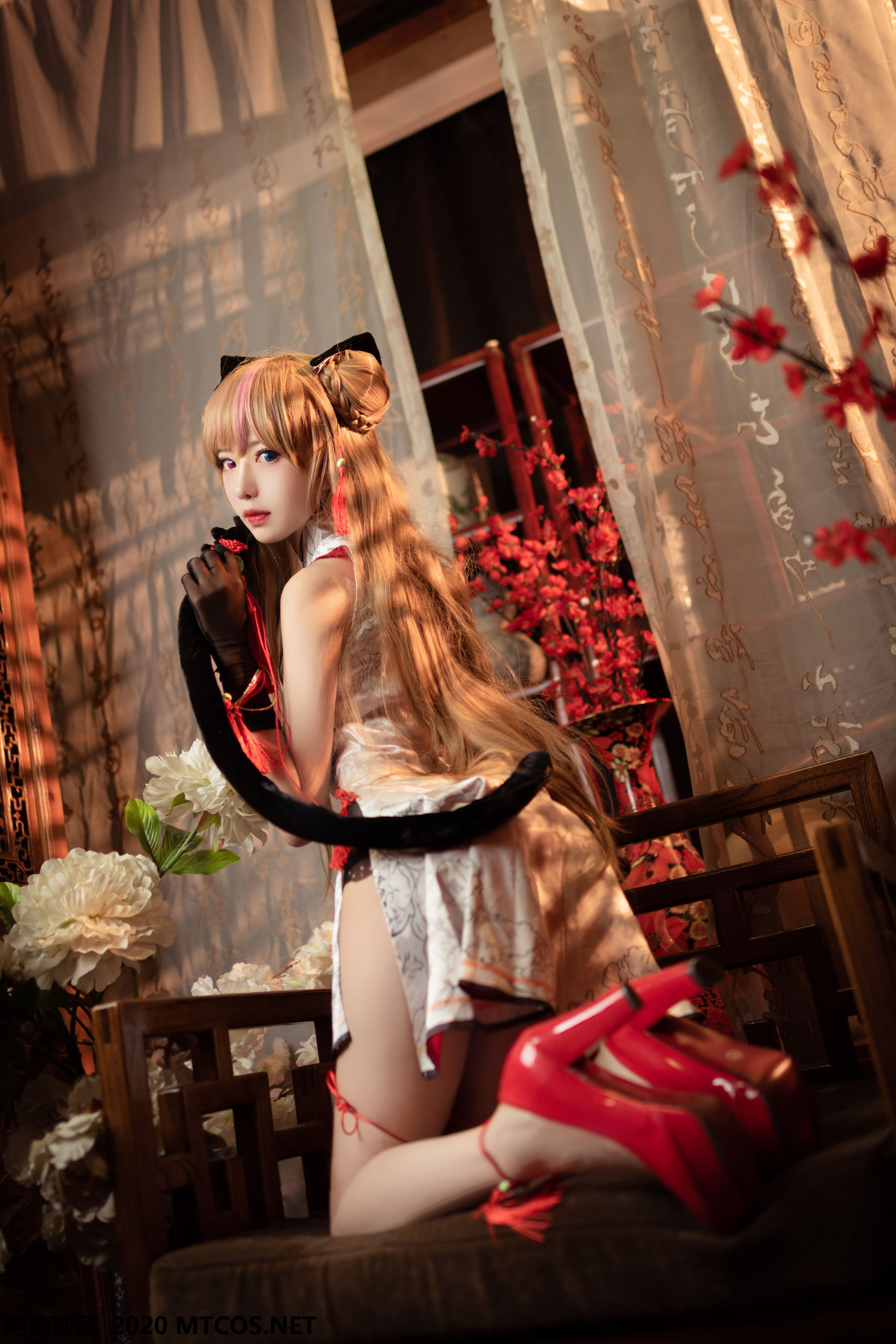 HML.011 蜂糖花旗袍-图11