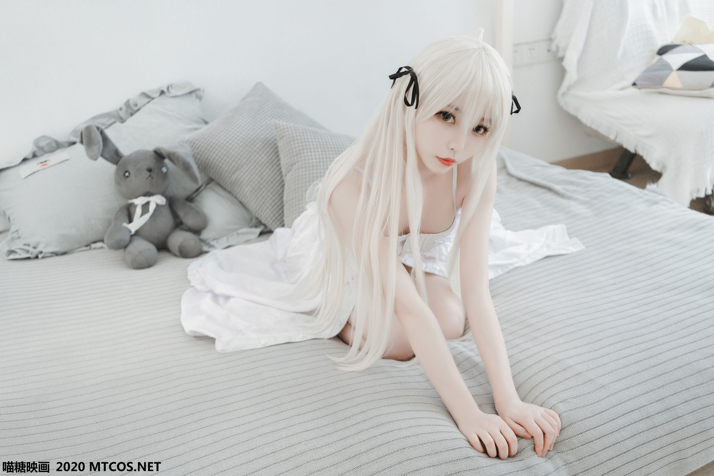 VOL.140 白裙裸腿-图27