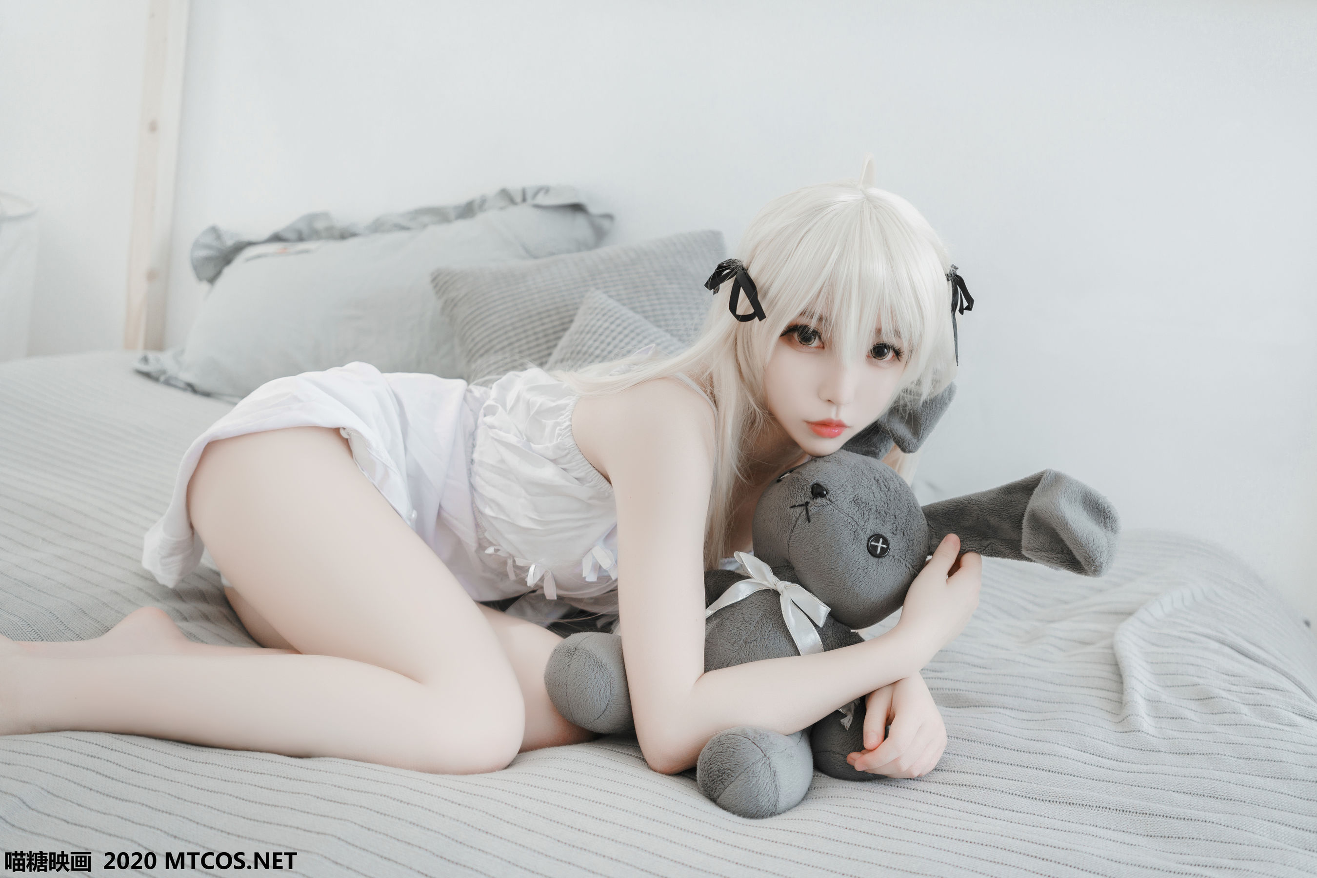 VOL.140 白裙裸腿-图29